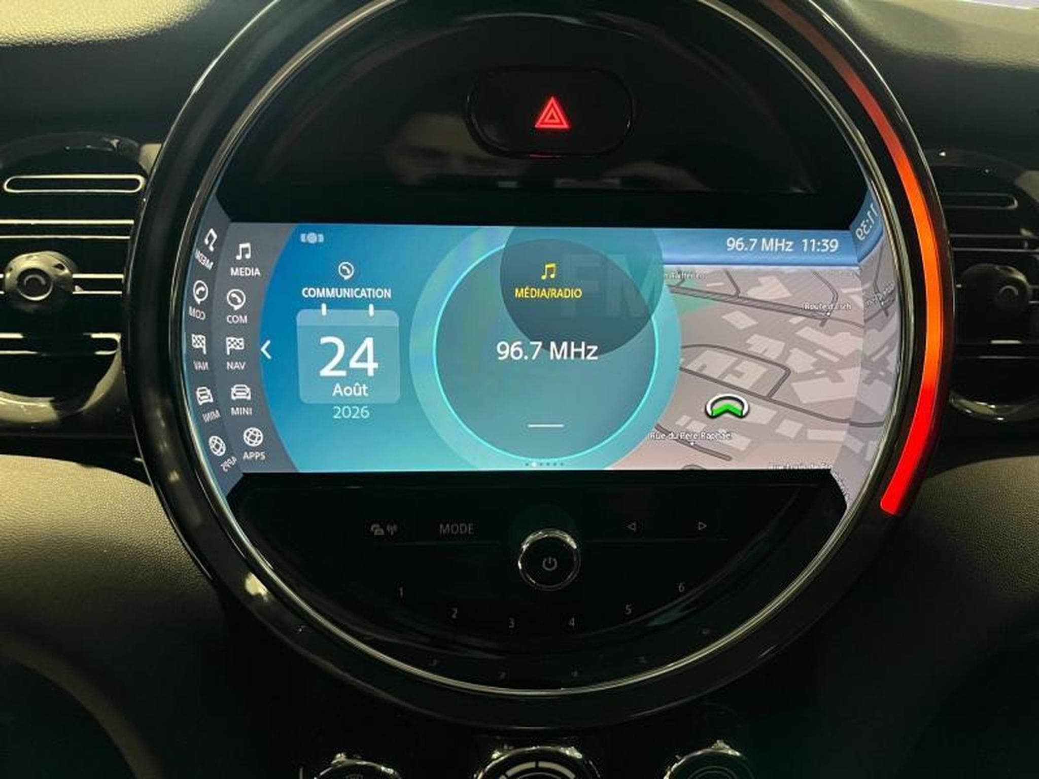 MINI Cooper Mini One (2022) - Photo 10