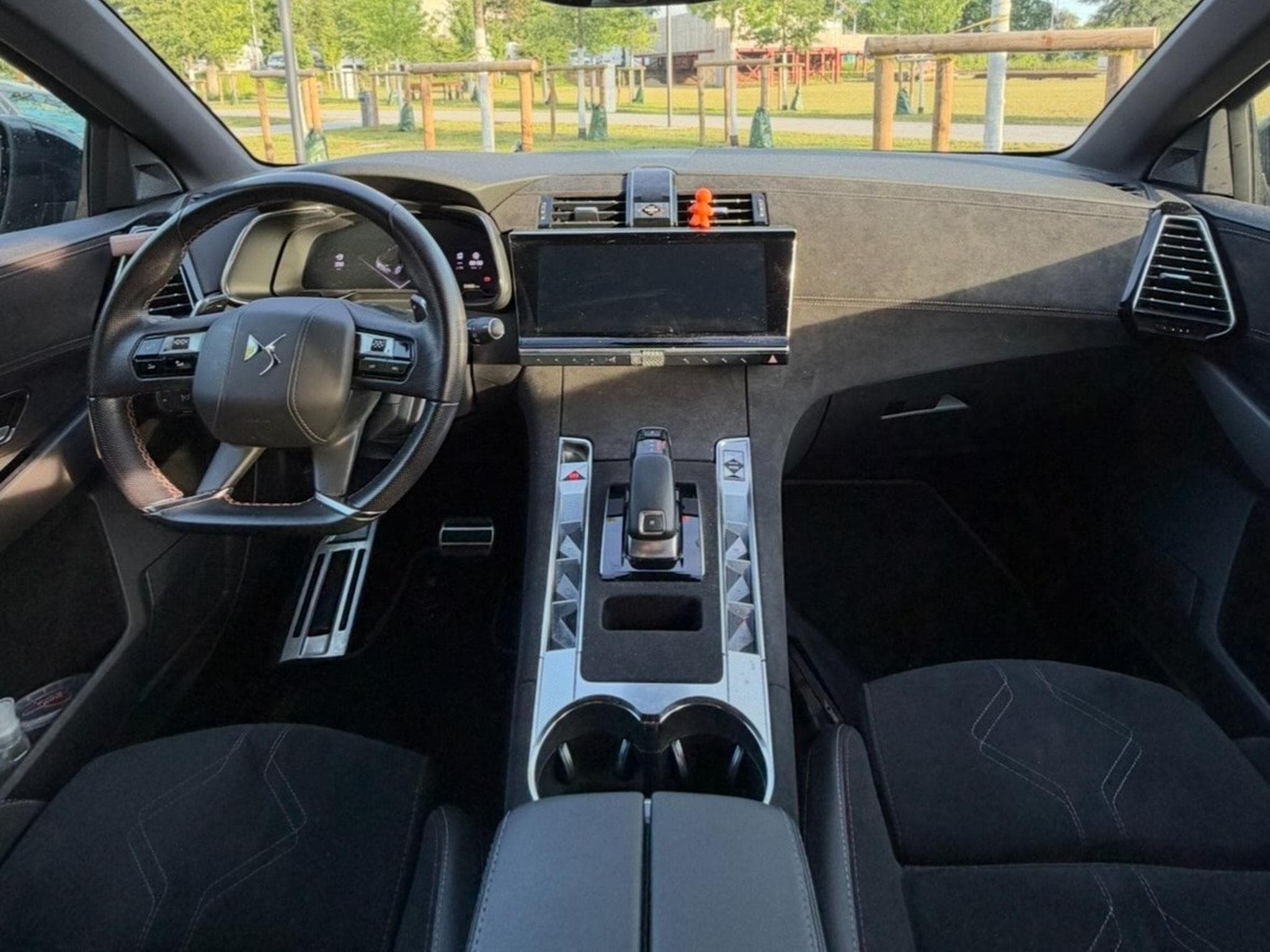 DS Automobiles DS7 Crossback (2024) - Photo 3