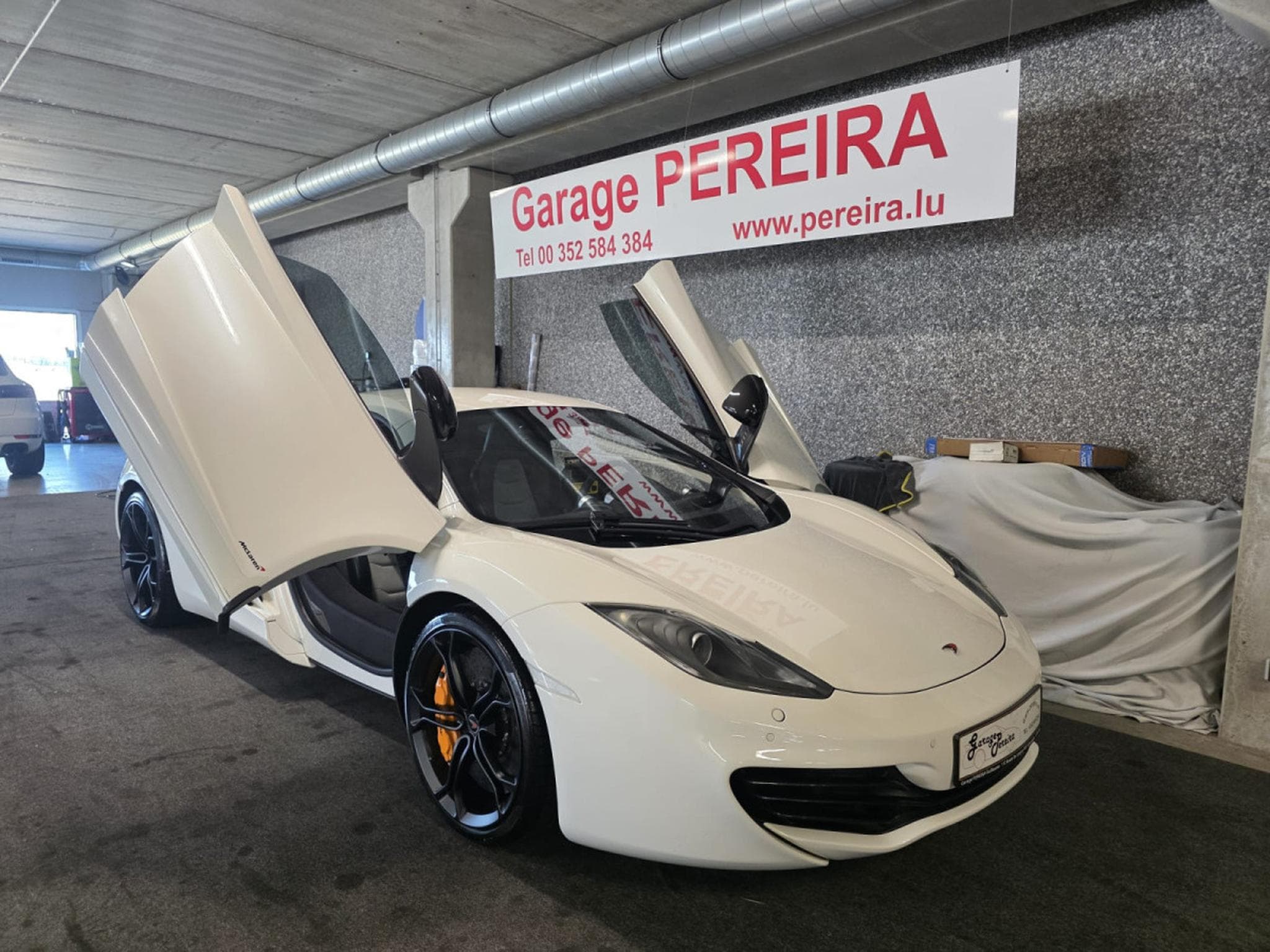 McLaren MP4-12C MP4-12C Carbon EX VIP CRISTIANO RONALDO (2012) - Foto 1
