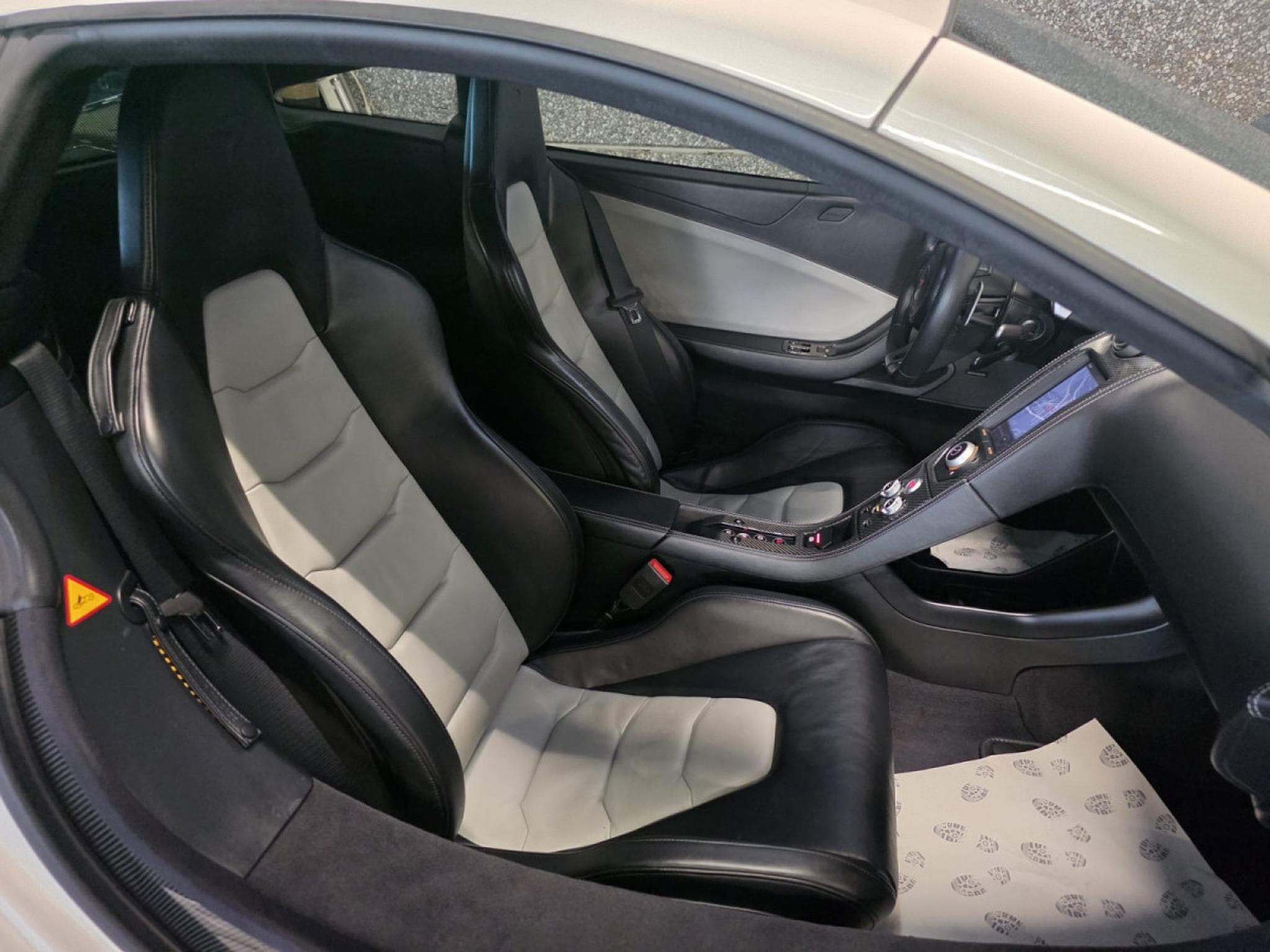 McLaren MP4-12C MP4-12C Carbon EX VIP CRISTIANO RONALDO (2012) - Foto 11