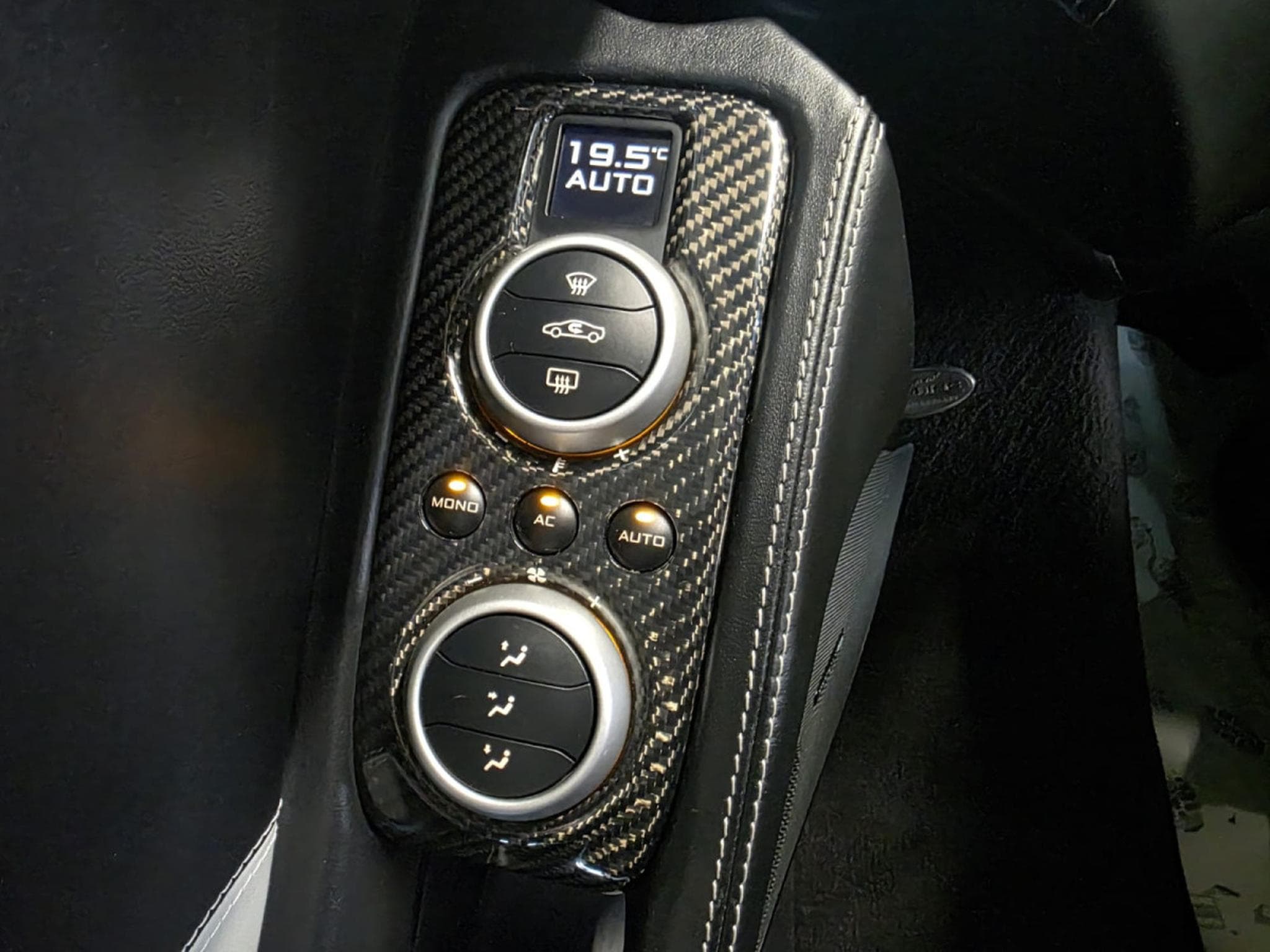 McLaren MP4-12C MP4-12C Carbon EX VIP CRISTIANO RONALDO (2012) - Foto 24