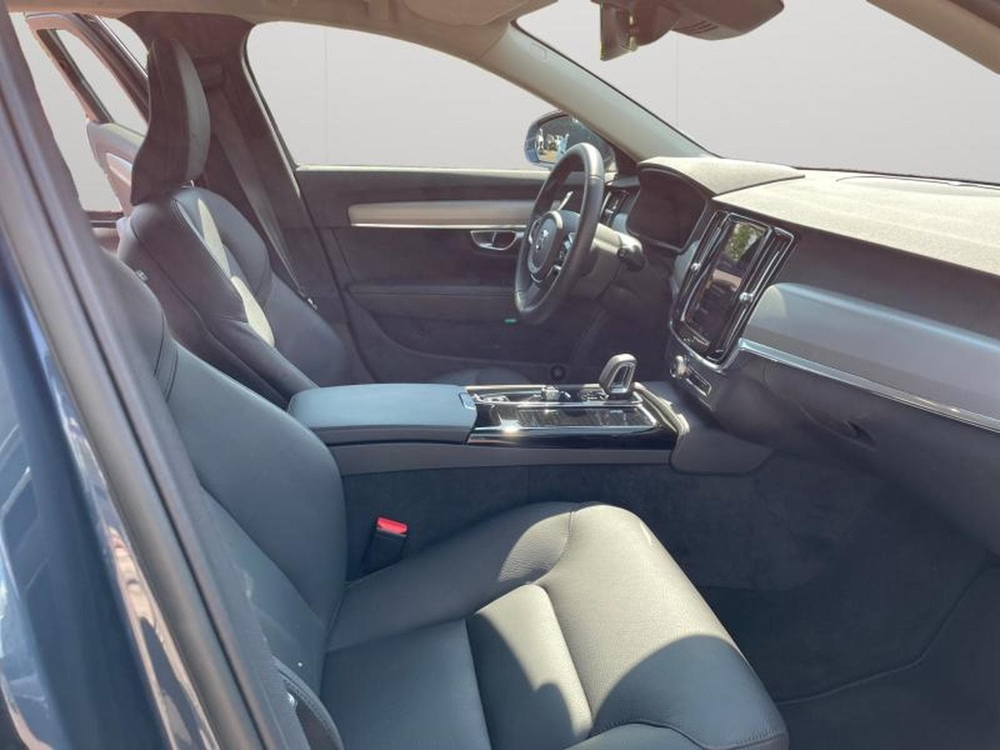 Volvo V90 T6 AWD Core / Hybride (2024) - Photo 20