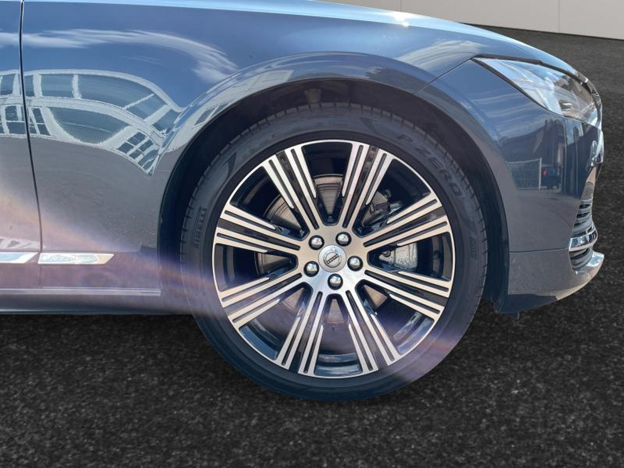 Volvo V90 T6 AWD Core / Hybride (2024) - Photo 19