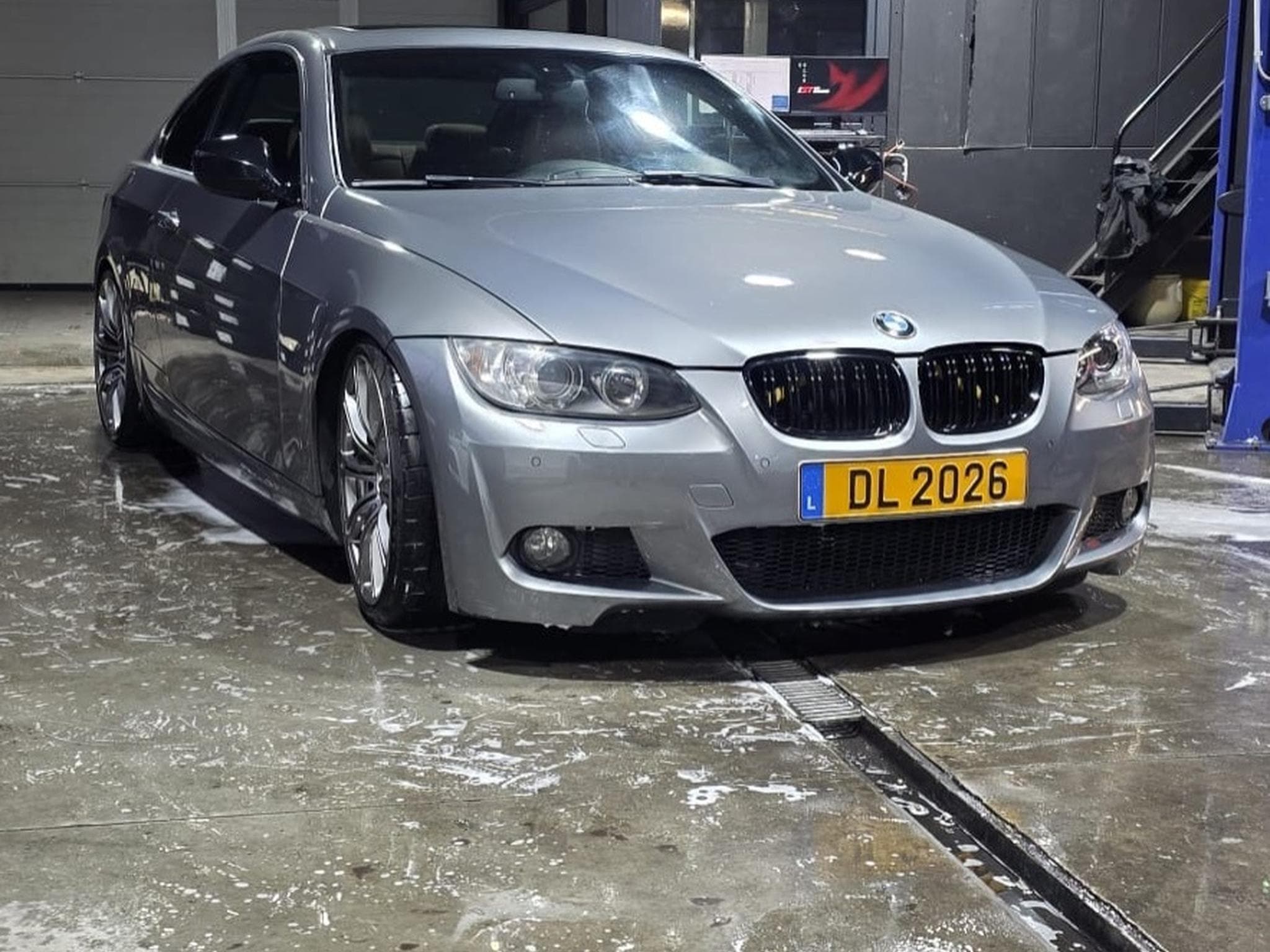 BMW 325 M (2009) - Photo 1