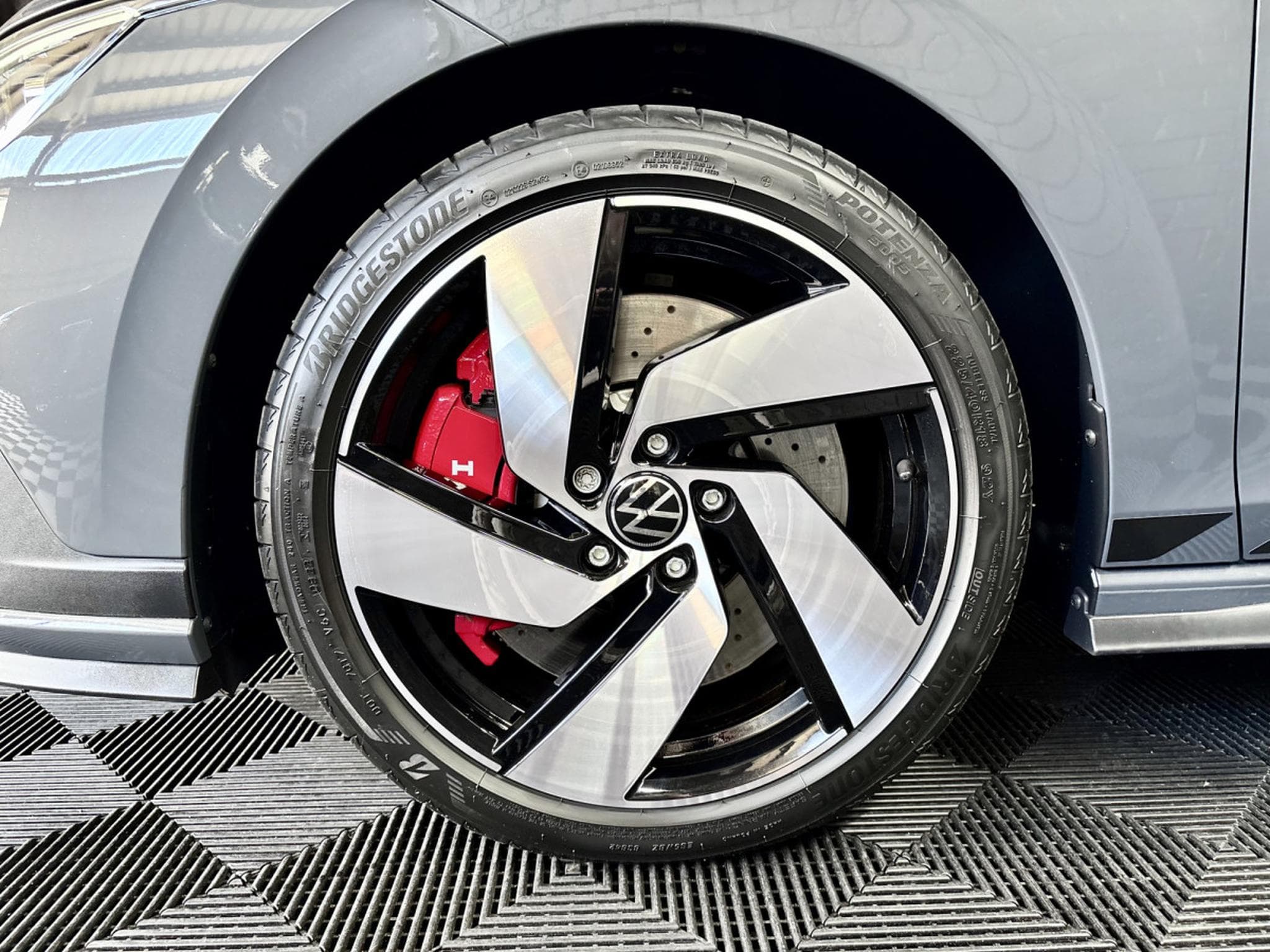 VW Golf GTI Clubsport 2.0 TSI 300 CV DSG7 *CARPLAY* (2022) - Foto 24