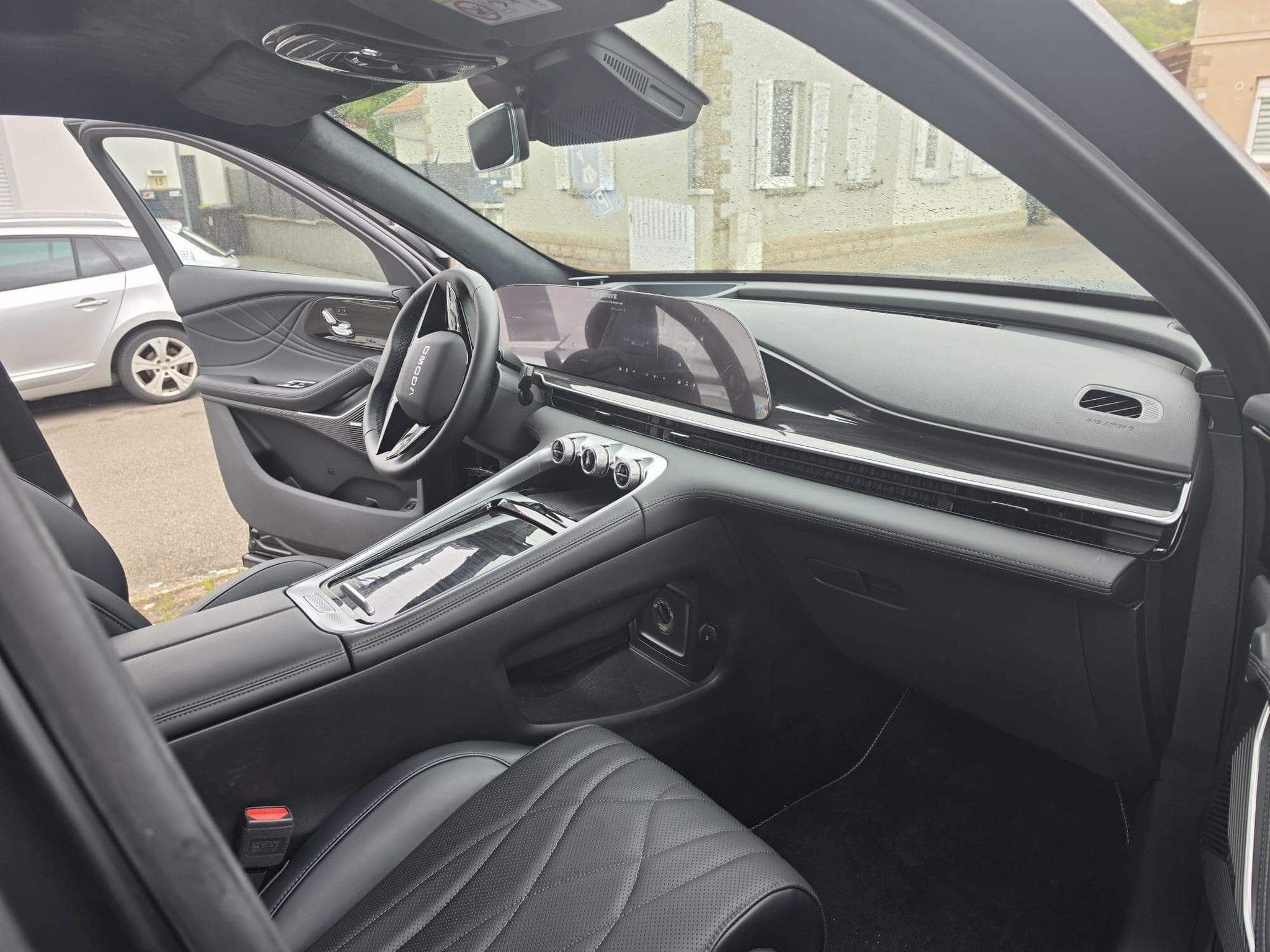 Omoda 9 9 SHS PHEV PREMIUM AWD Matt Anthracite (2026) - Photo 7