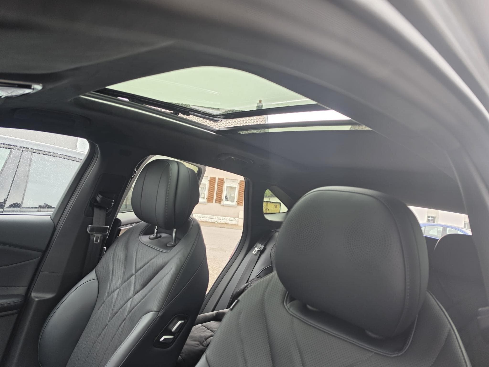 Omoda 9 9 SHS PHEV PREMIUM AWD Matt Anthracite (2026) - Photo 9