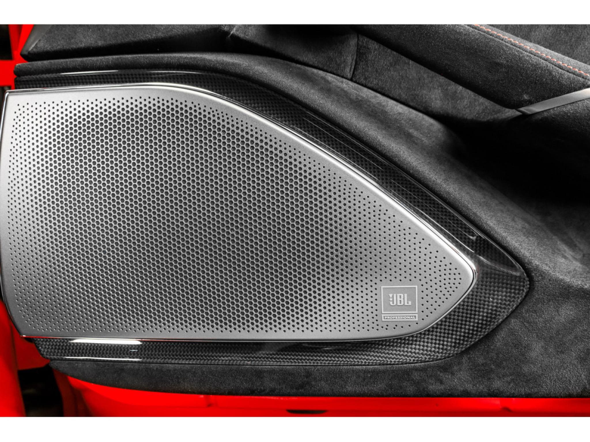 Ferrari Roma V8 - ROSSO CORSA (2022) - Photo 24
