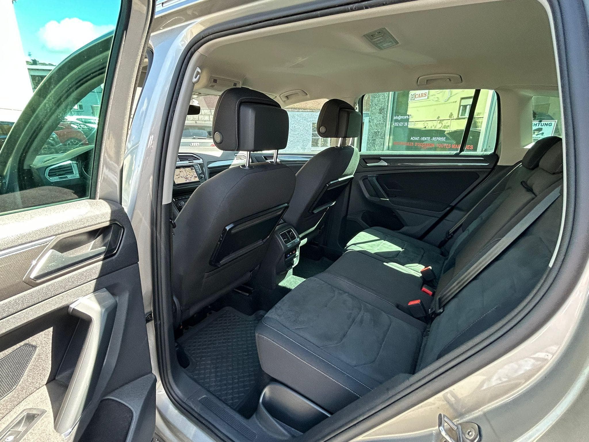 VW Tiguan 2.0 TDI 150CV DSG 4 MOTION (2016) - Foto 10