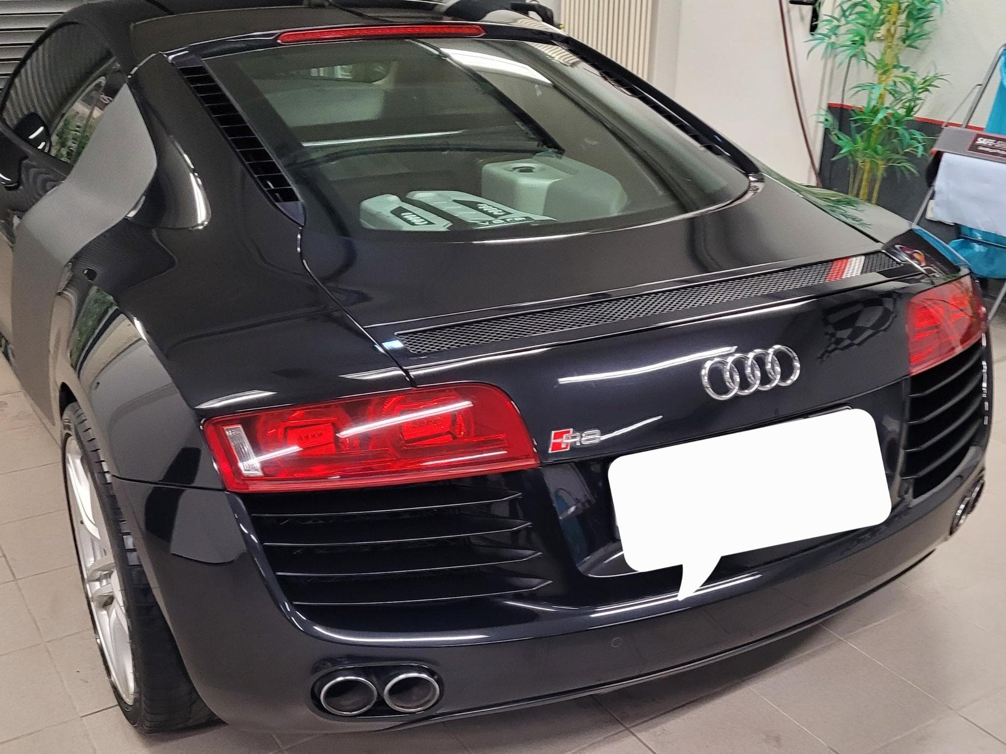 Audi R8 R8 4.2 V8 (2008) - Photo 5