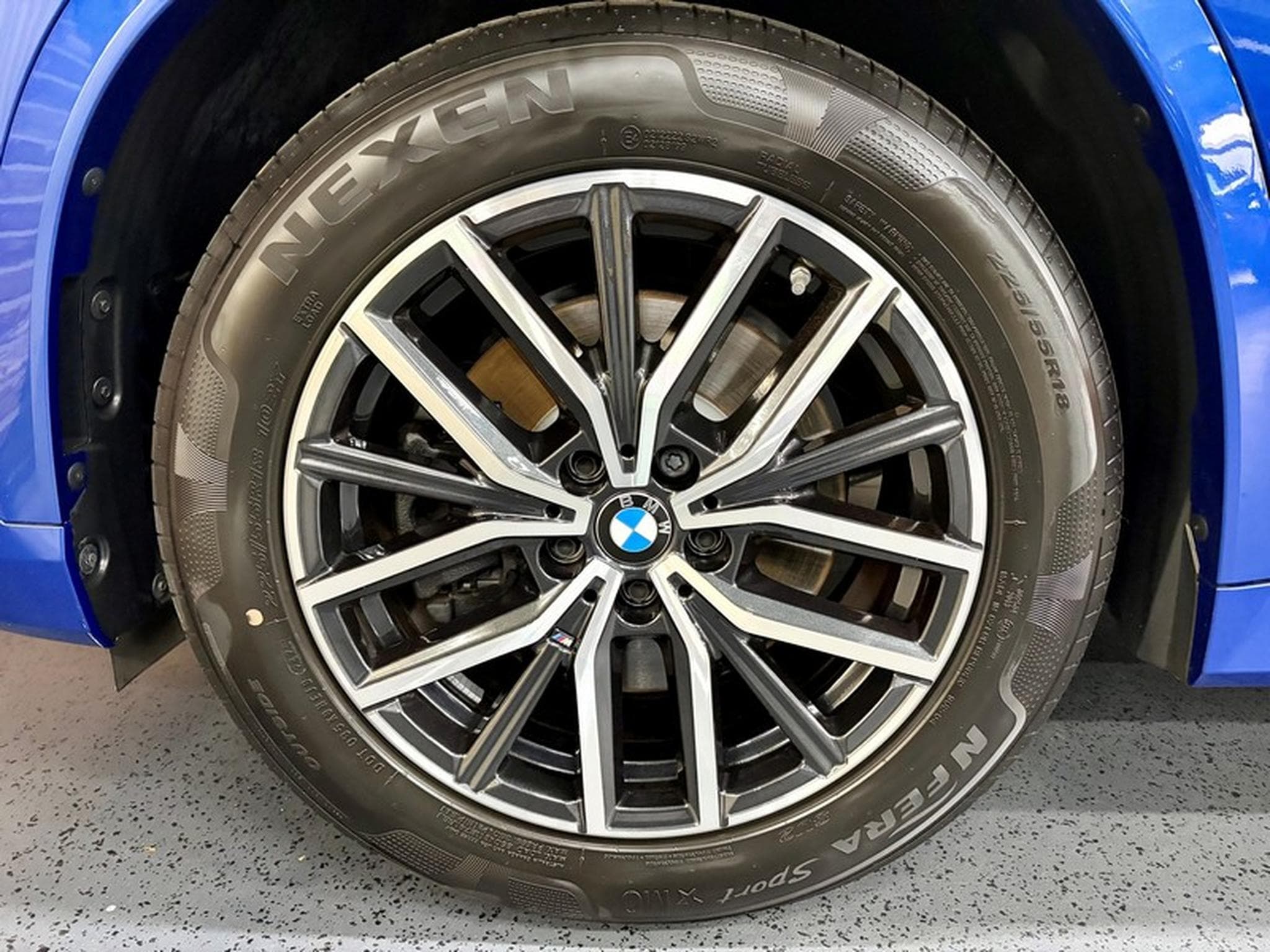 BMW X1 X1 20iA 170cv Auto sDrive M-SPORT (2025) - Foto 3