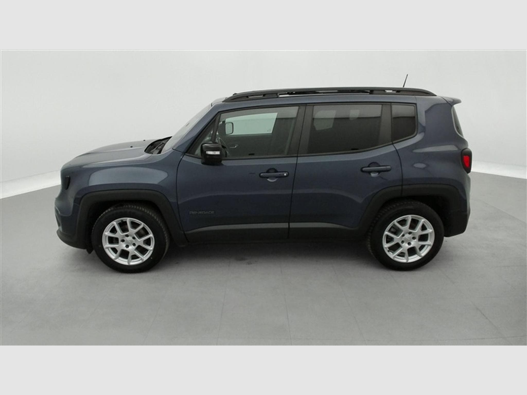 Jeep Renegade Renegade E- Hybrid Longitude 1.5 T4 130 CVDDCT (2020) - Photo 3