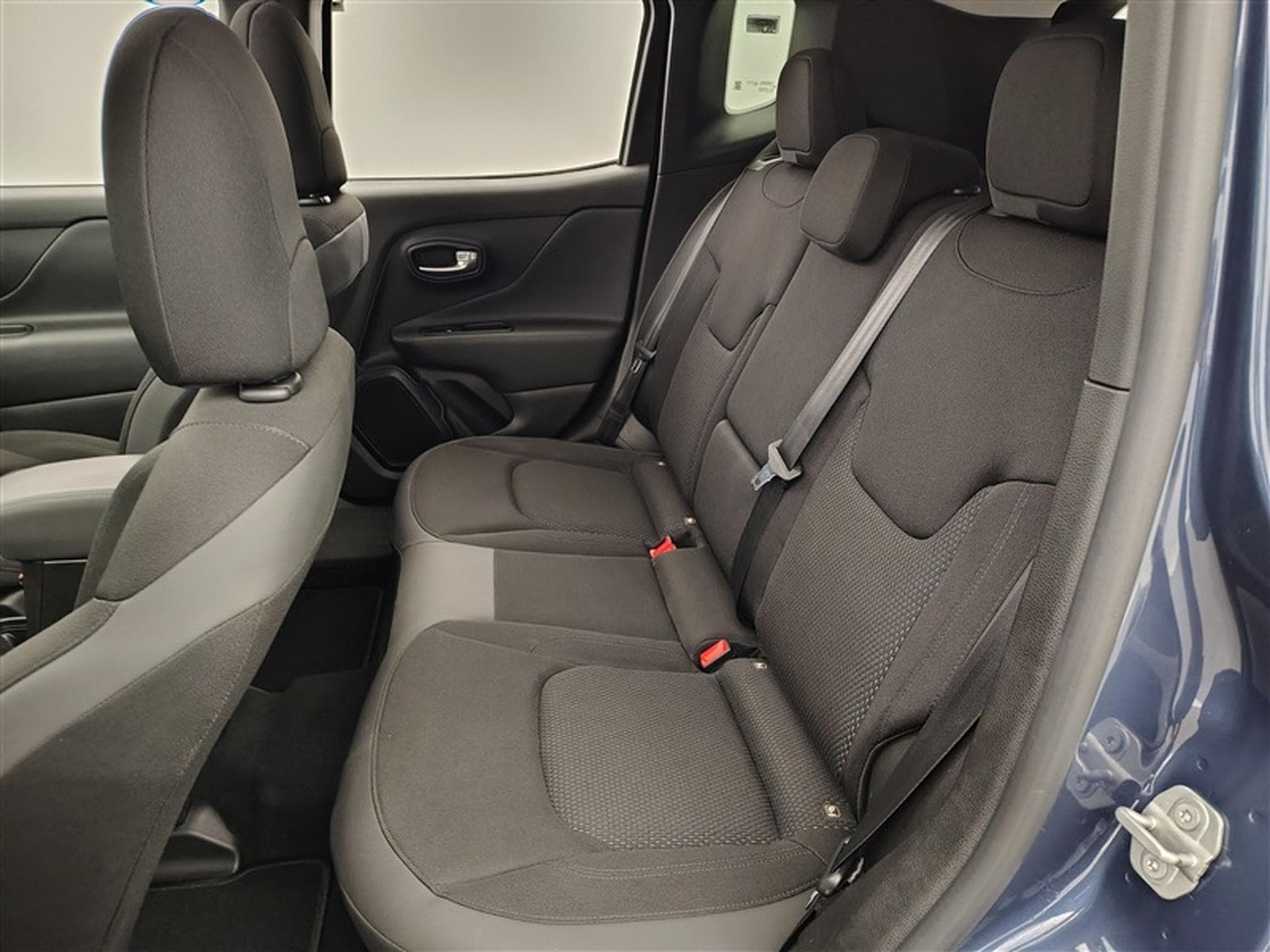 Jeep Renegade Renegade E- Hybrid Longitude 1.5 T4 130 CVDDCT (2020) - Photo 13
