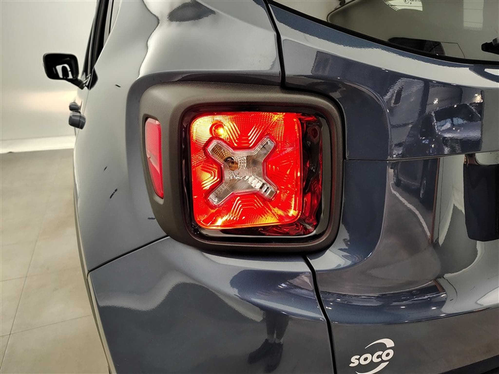Jeep Renegade Renegade E- Hybrid Longitude 1.5 T4 130 CVDDCT (2020) - Photo 16