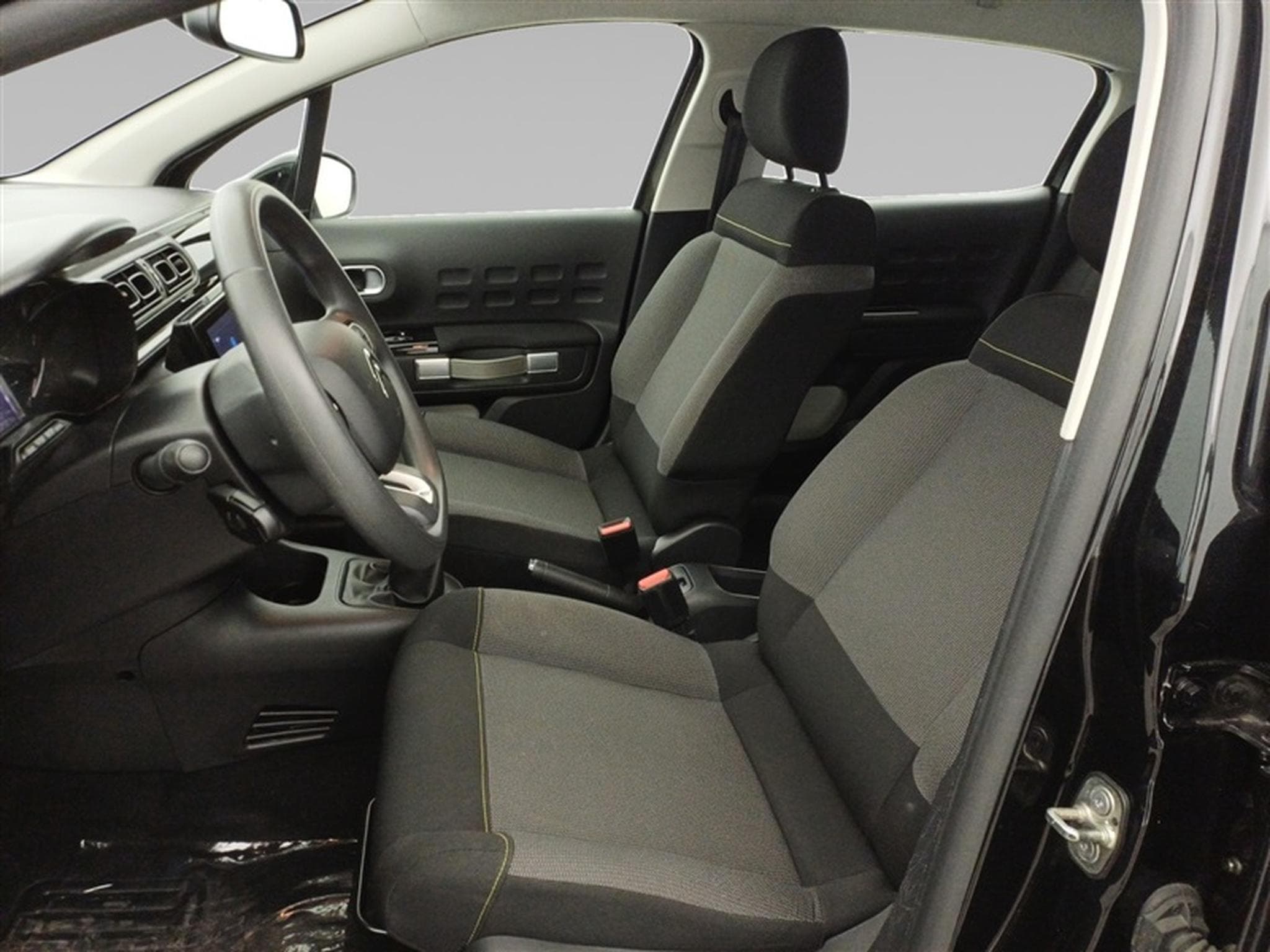 Citroen C3 1.2i PureTech Feel NAVI / CARPLAY (2021) - Photo 7
