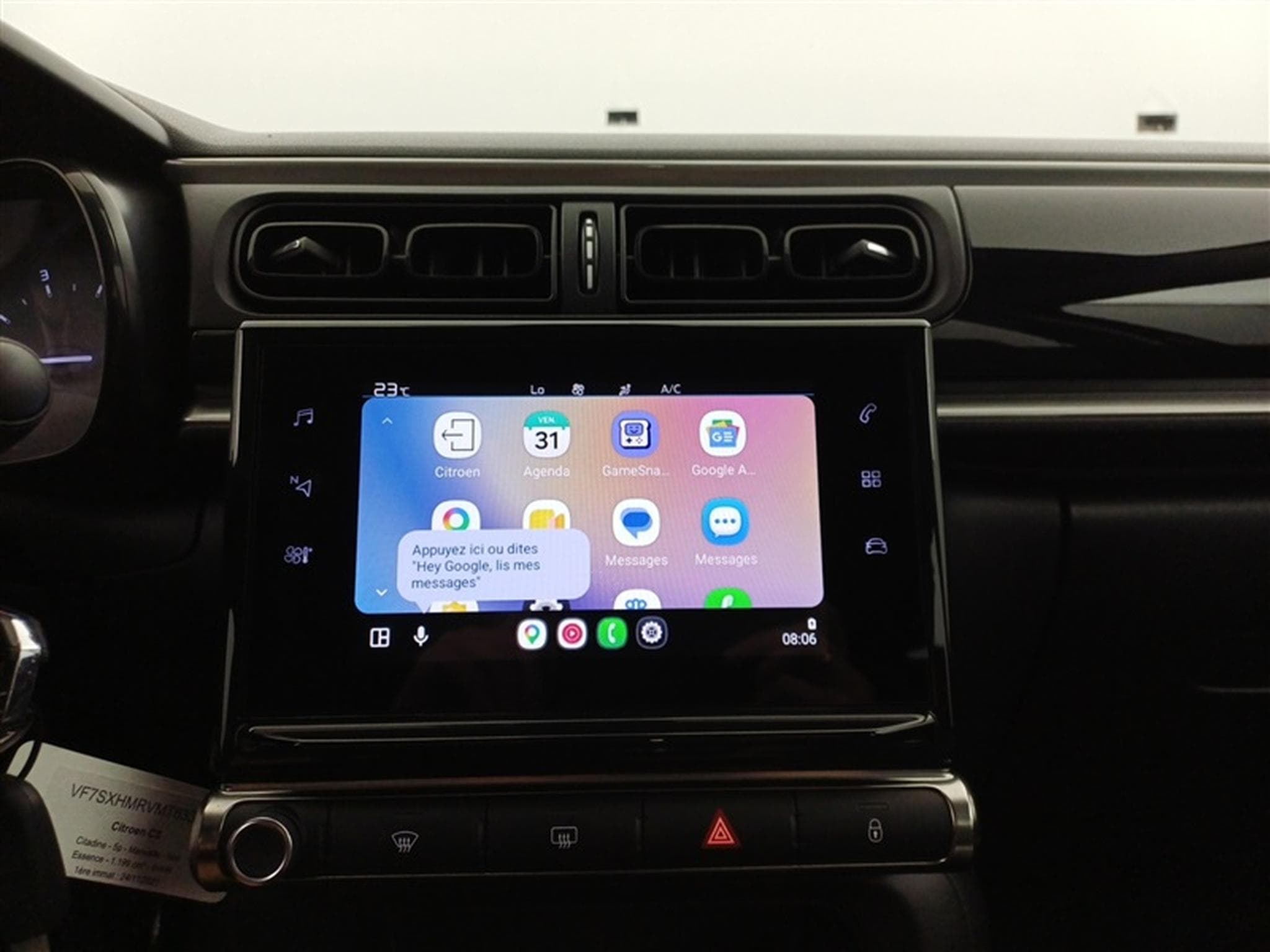 Citroen C3 1.2i PureTech Feel NAVI / CARPLAY (2021) - Photo 12