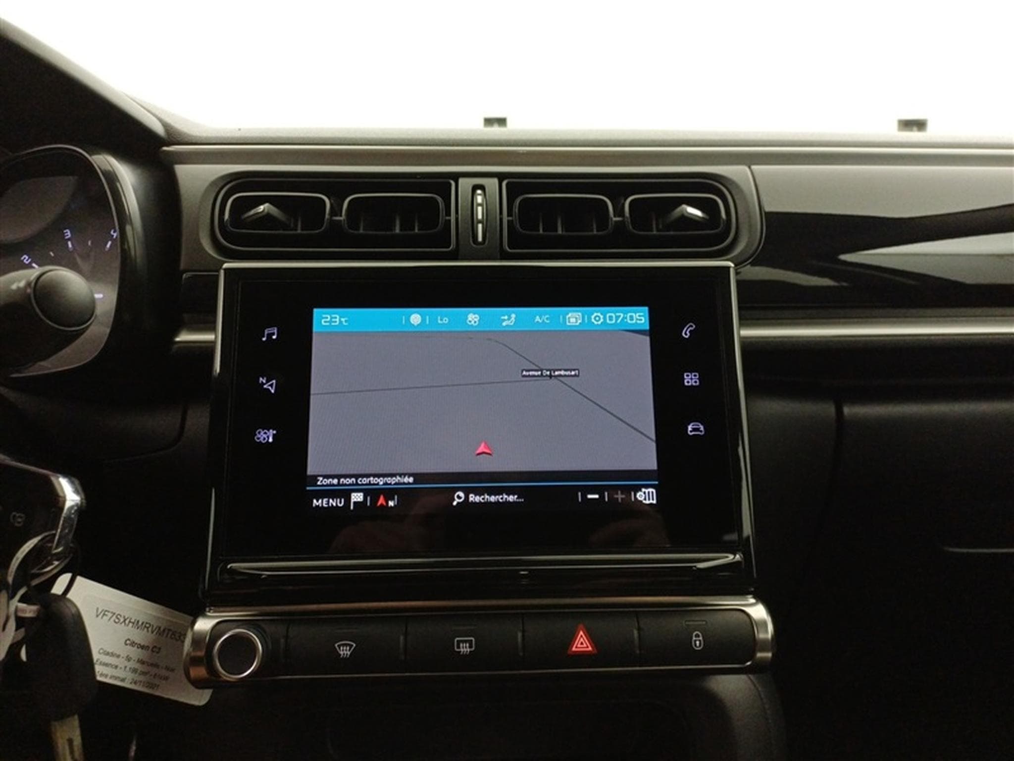 Citroen C3 1.2i PureTech Feel NAVI / CARPLAY (2021) - Photo 11