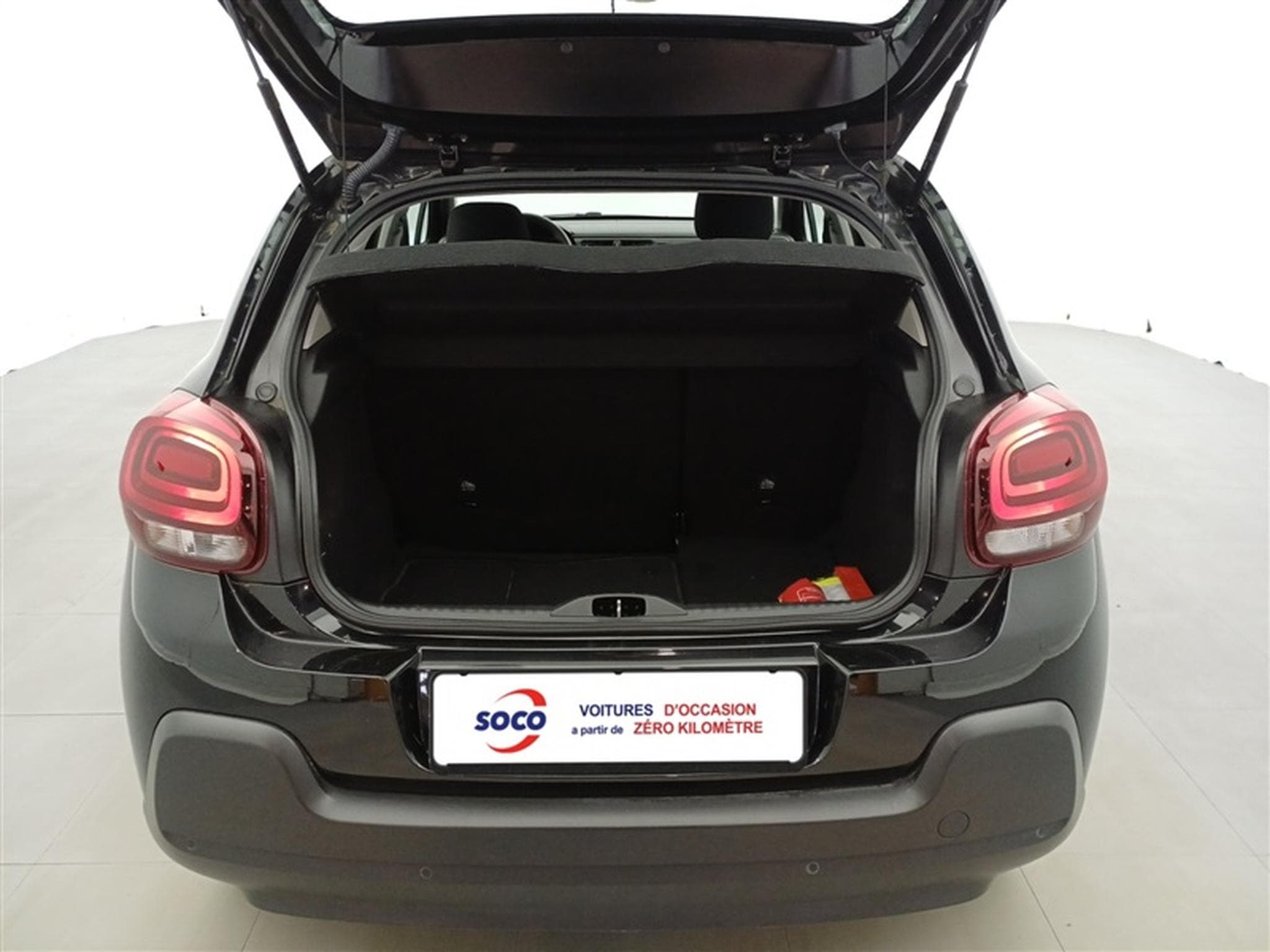 Citroen C3 1.2i PureTech Feel NAVI / CARPLAY (2021) - Photo 15