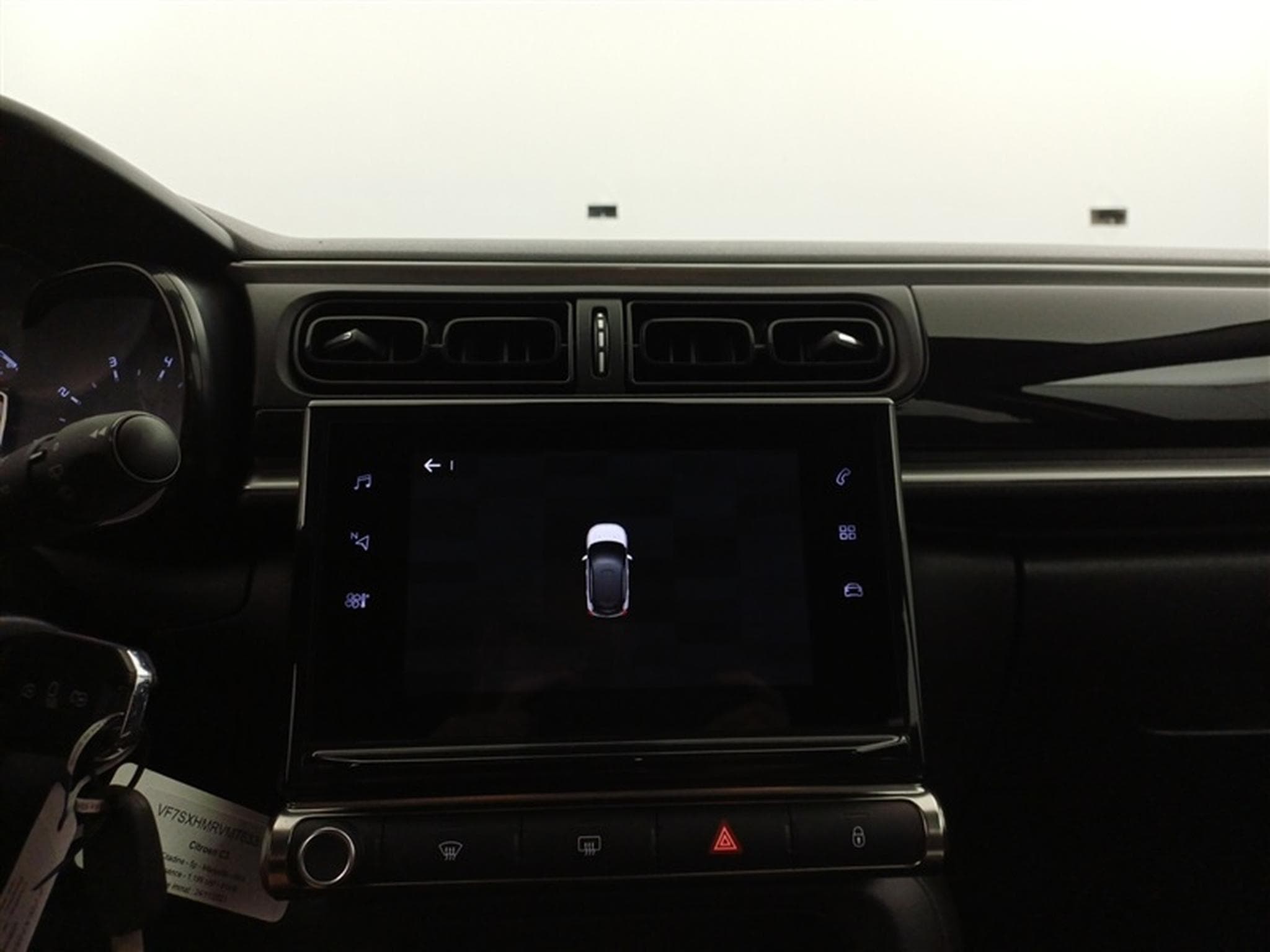 Citroen C3 1.2i PureTech Feel NAVI / CARPLAY (2021) - Photo 18