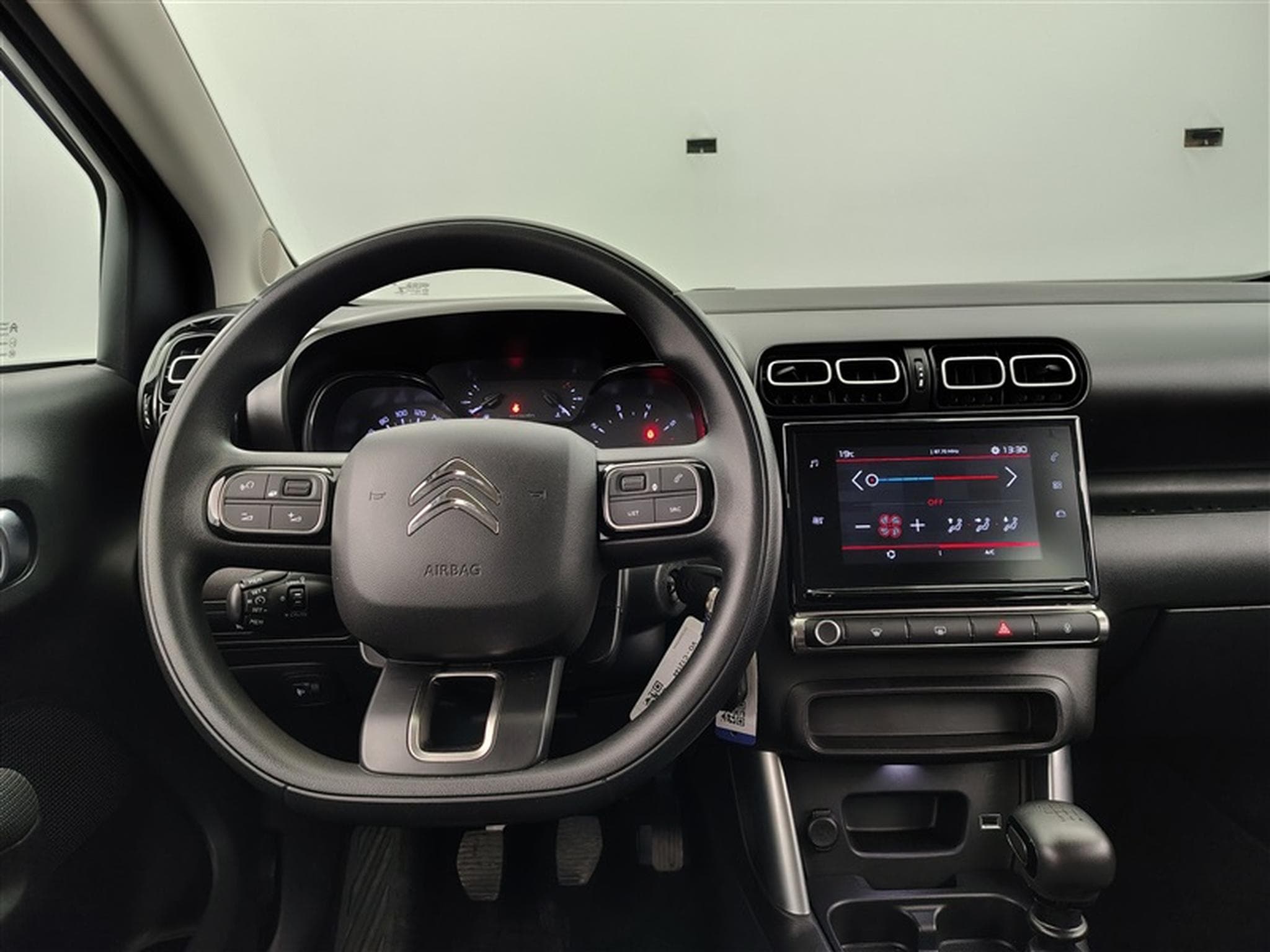 Citroen C3 Aircross 1.2 PureTech Feel S&S (EU6.3) (2021) - Photo 9