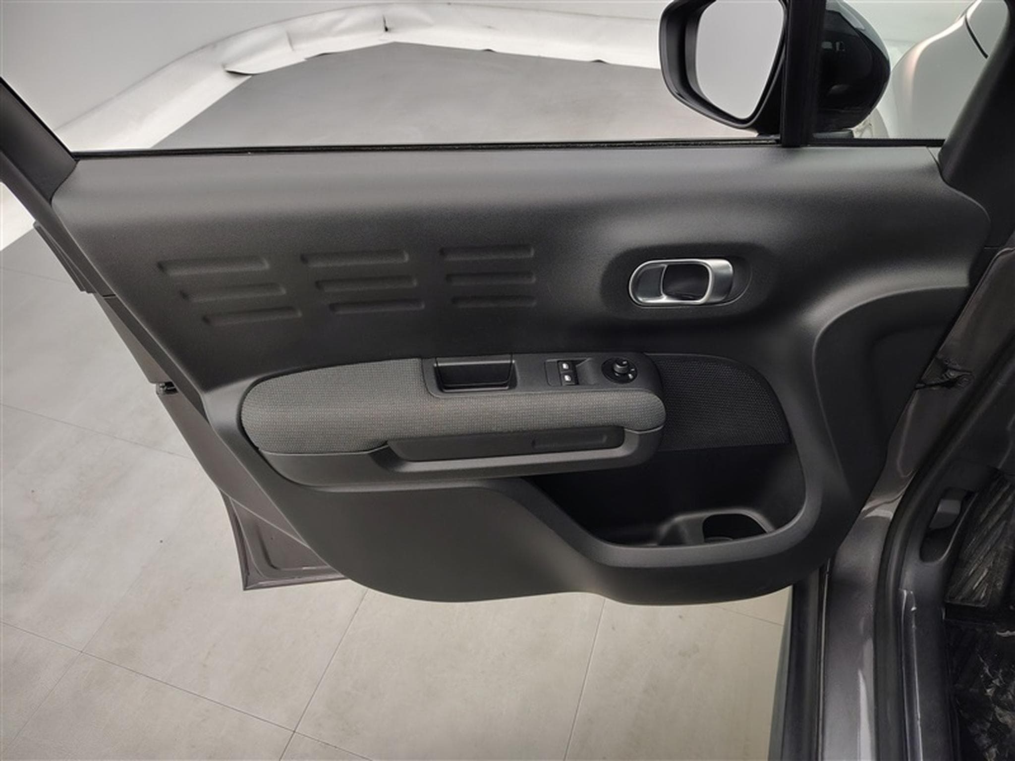 Citroen C3 Aircross 1.2 PureTech Feel S&S (EU6.3) (2021) - Photo 17
