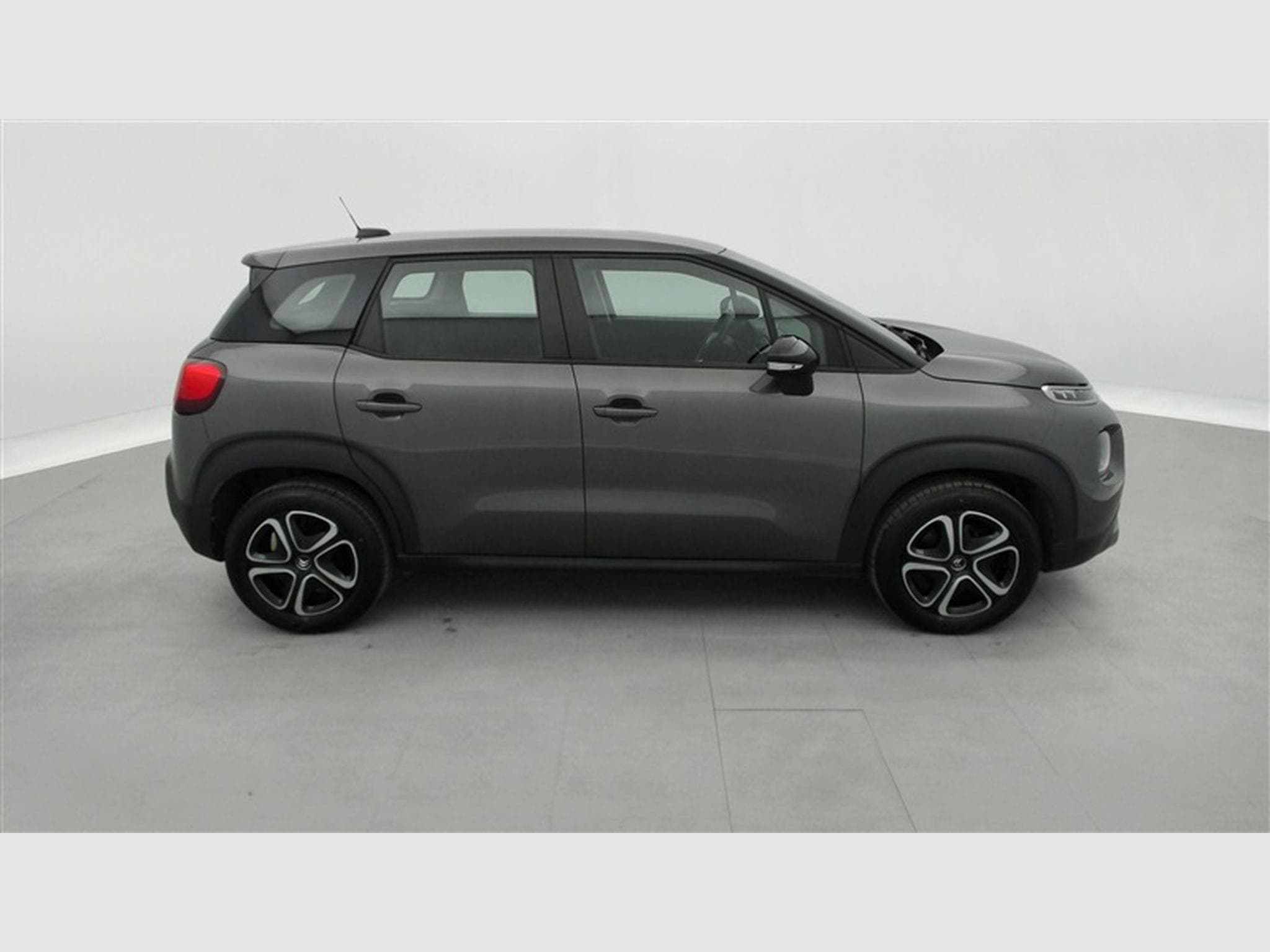 Citroen C3 Aircross 1.2 PureTech Feel S&S (EU6.3) (2021) - Photo 23