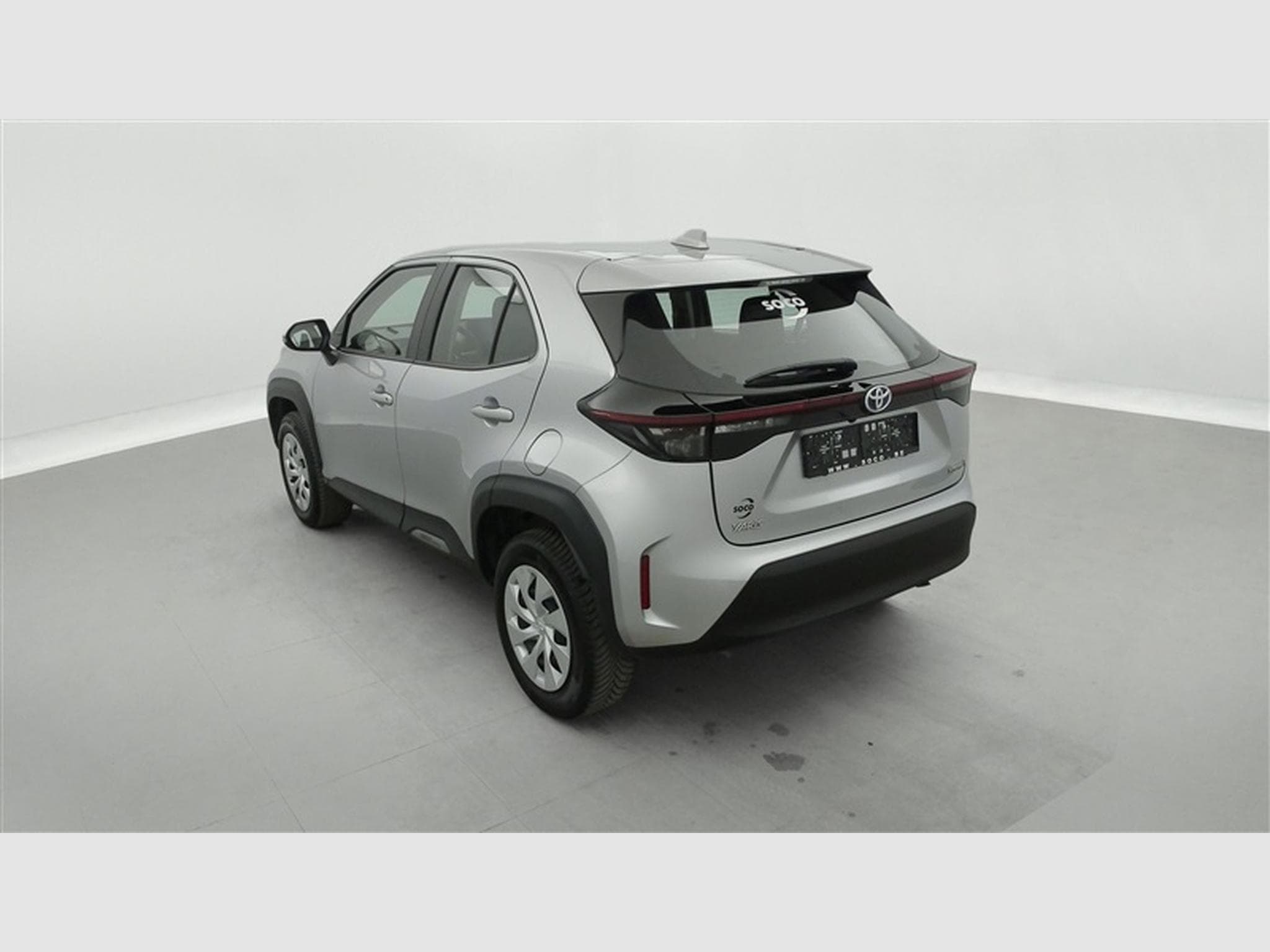 Toyota Yaris Cross 1.5i VVT-i Hybrid Dynamic E-CVT CARPLAY / CLIM (2024) - Photo 2