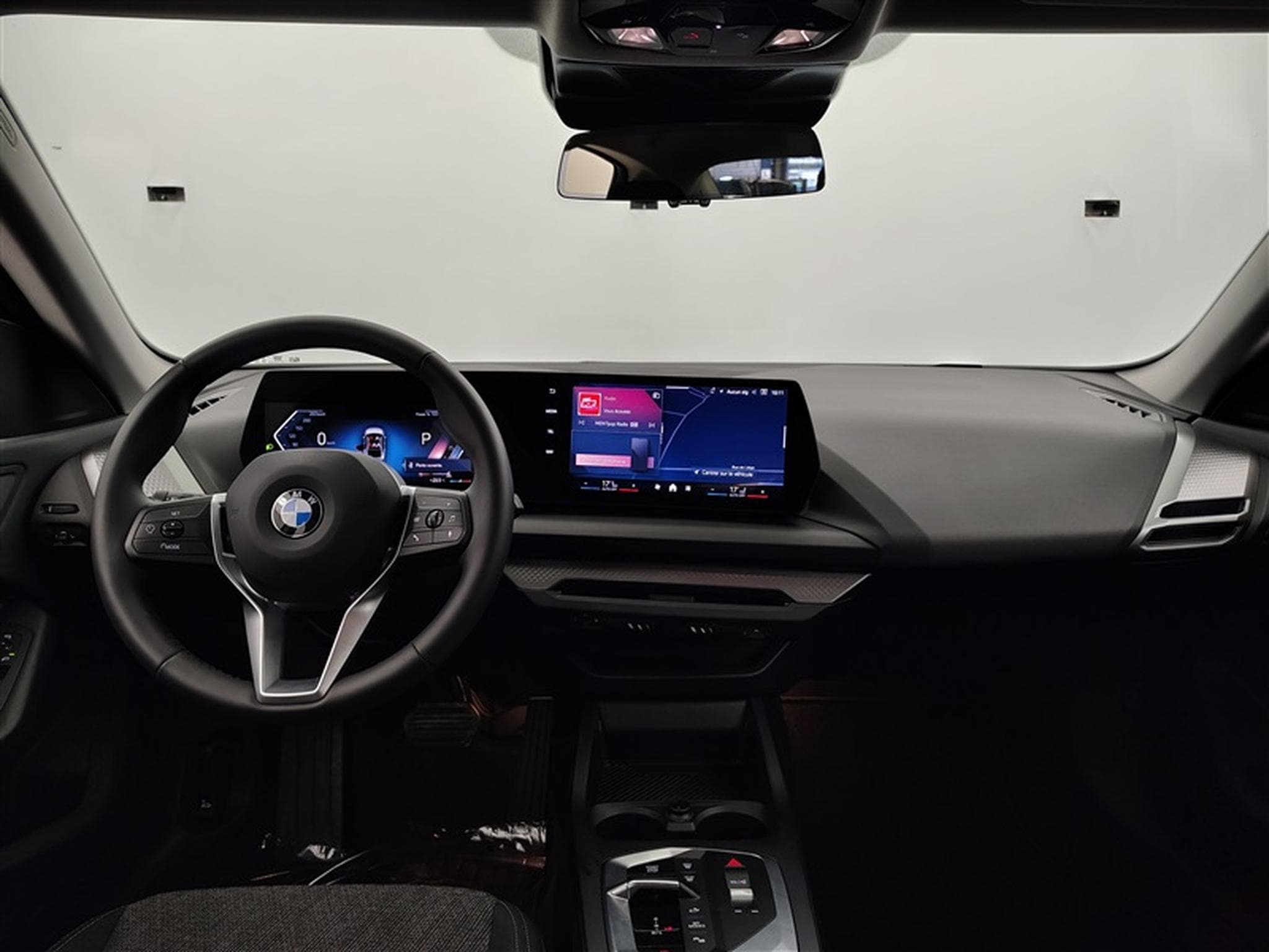 BMW 216 216 iA GranCoupe Pack M NAVI / CARPLAY / CAMERA (2025) - Photo 8