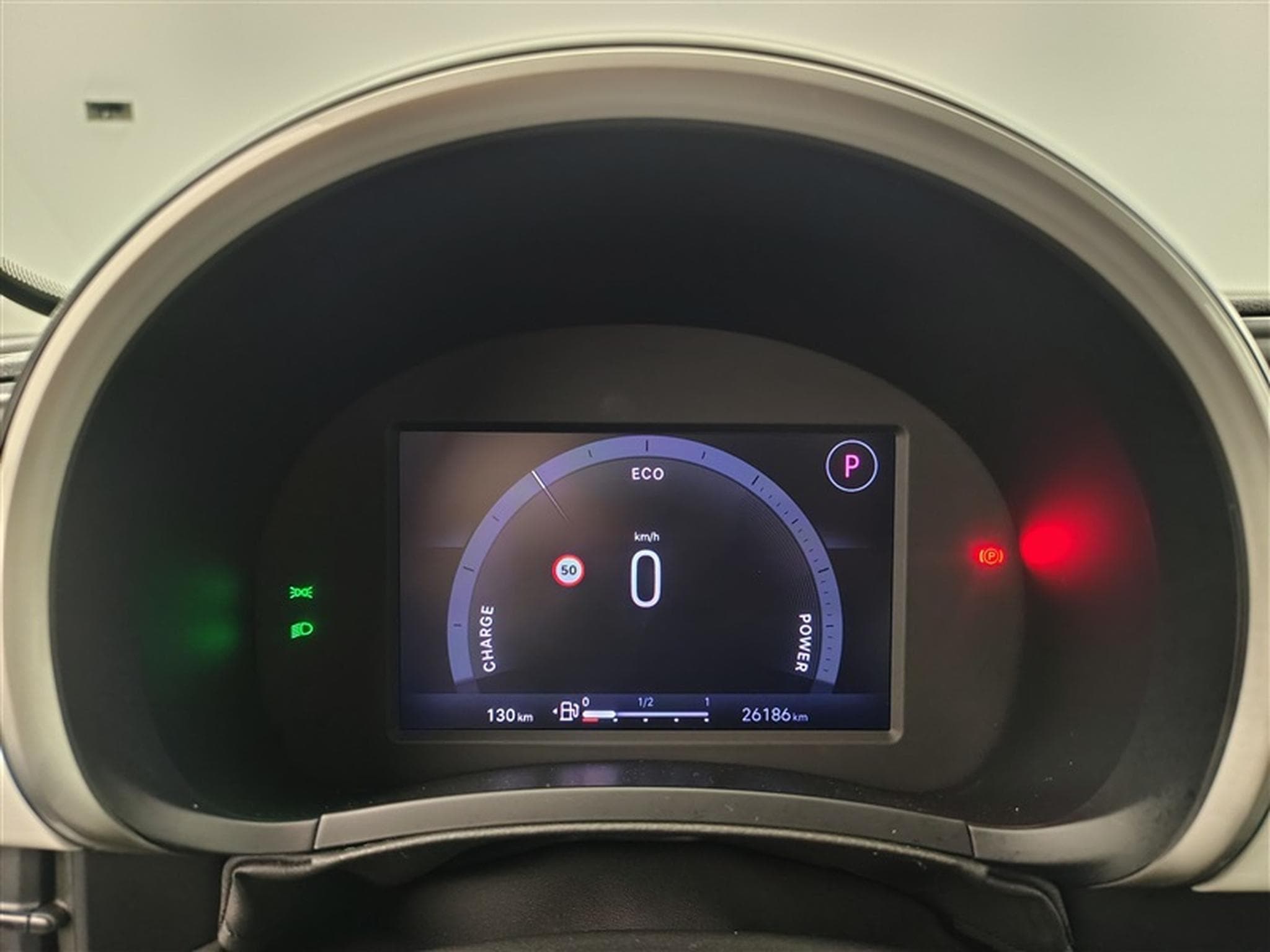 Fiat 600 1.2 Hybrid 136cv DCT Icone NAVI / FULL LED / KEYLESS / CAM (2025) - Photo 10