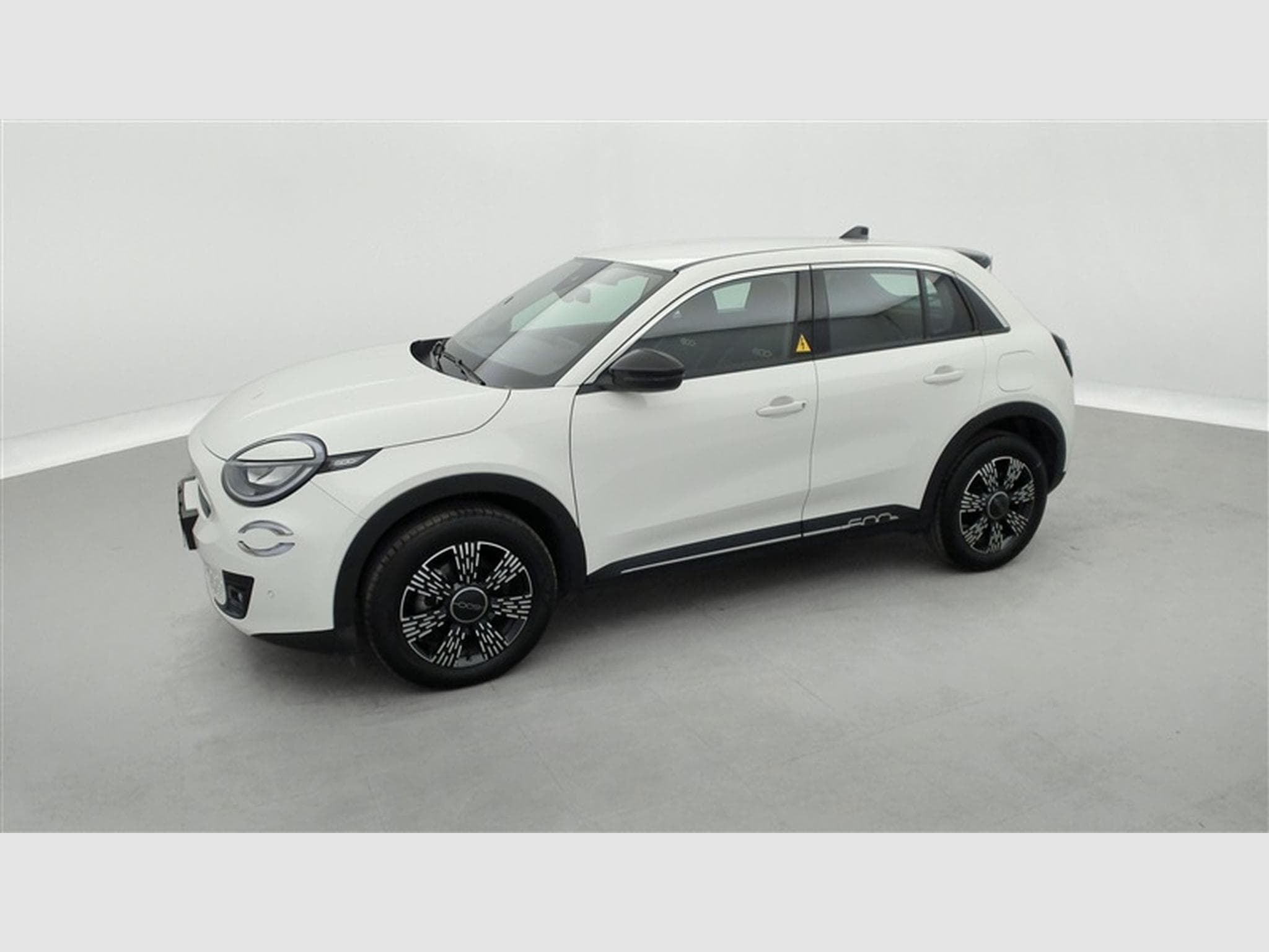 Fiat 600 1.2 Hybrid 136cv DCT Icone NAVI / FULL LED / KEYLESS / CAM (2025) - Photo 21