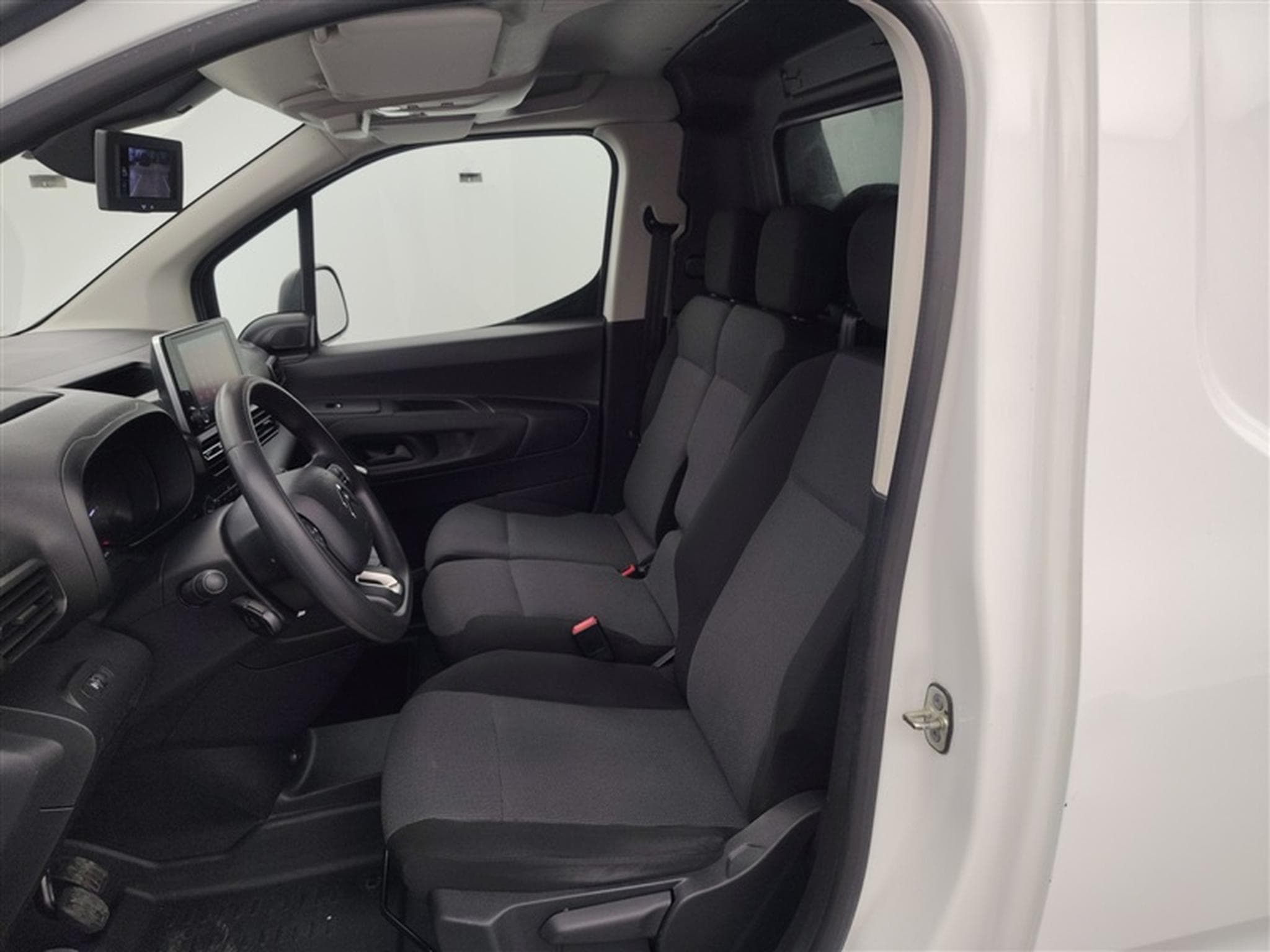 Citroen Berlingo 1.2 PureTech 110cv M NAVI / CARPLAY / CAMERA (2021) - Photo 7