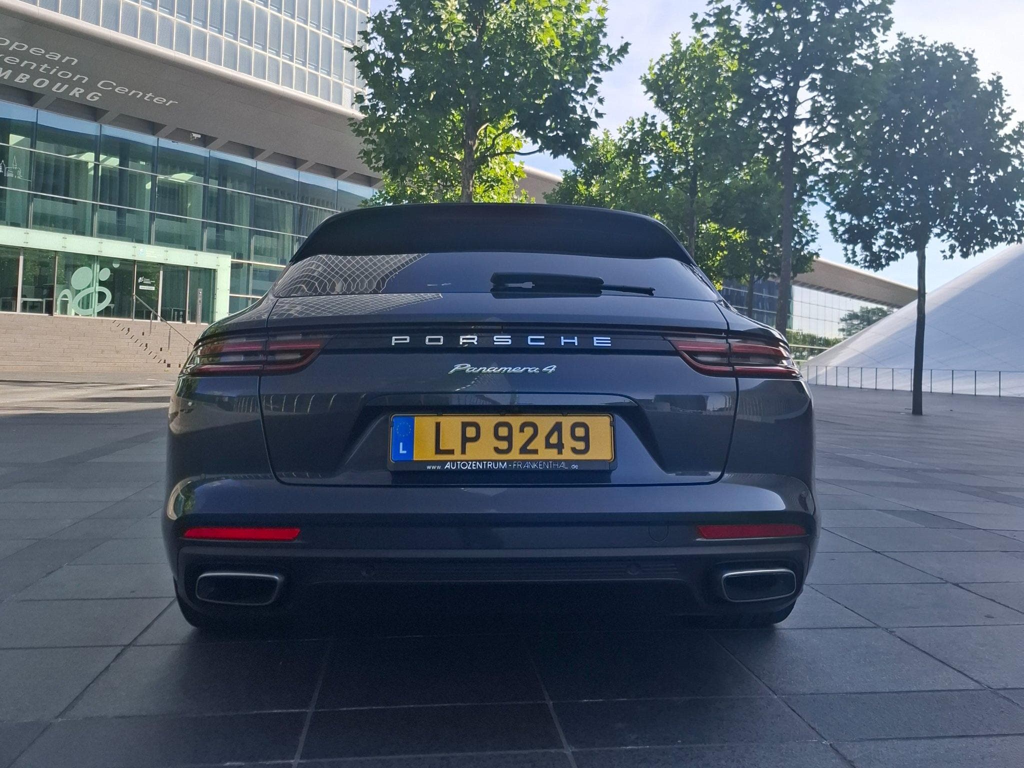 Porsche Panamera 4E Sport Turismo (2020) - Photo 3