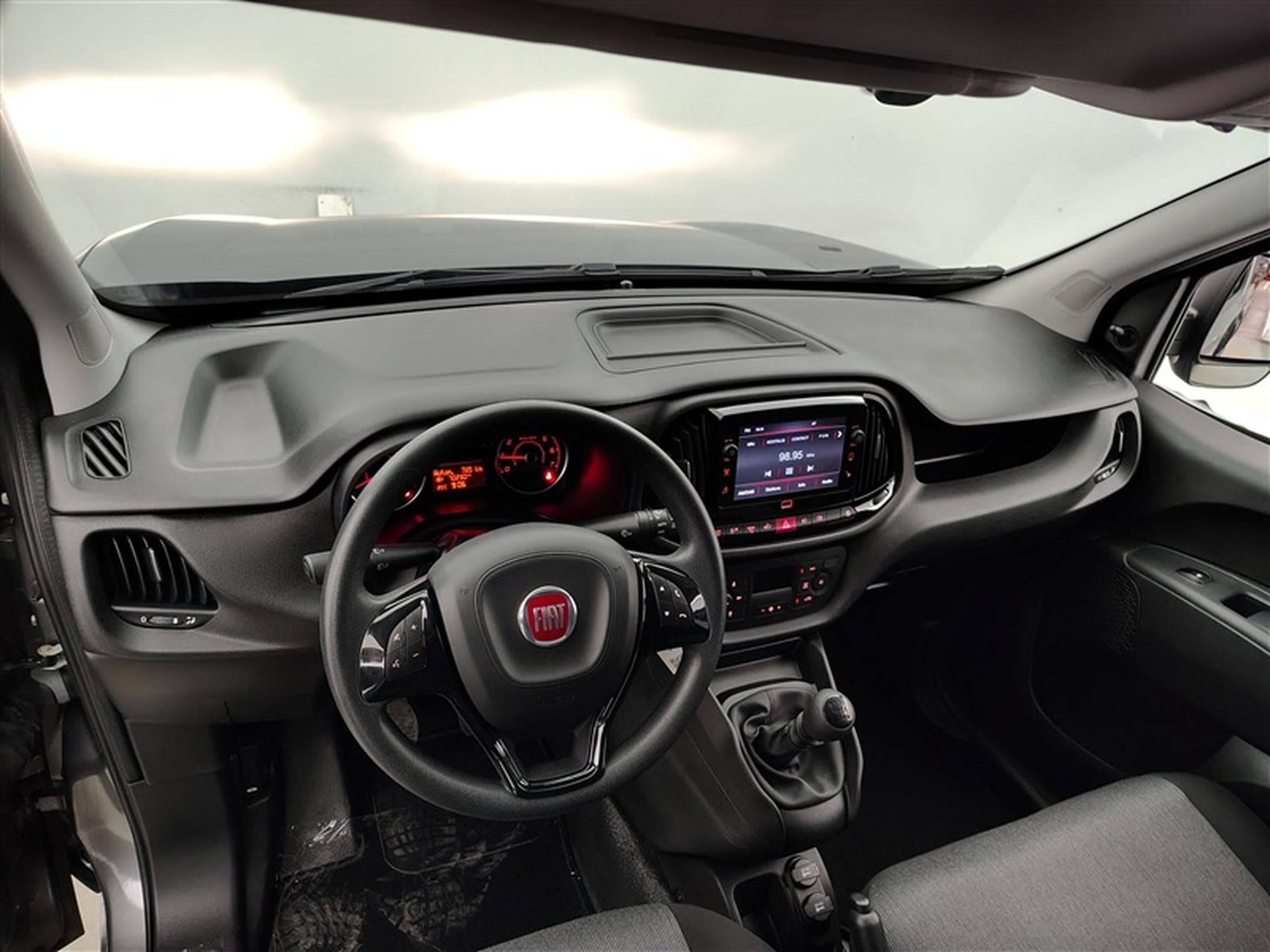 Fiat Doblo 1.6 MJET L1 Cargo 3PL *NAVI/CARPLAY/CAMERA/PDC* (2023) - Photo 8