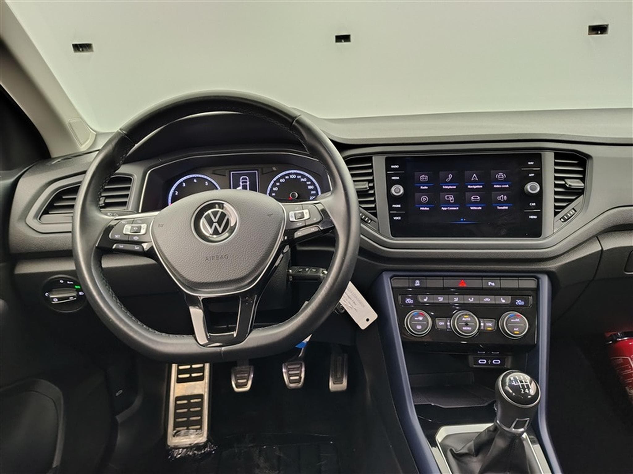 VW T-Roc 1.0 TSI United CARPLAY/CAMERA/SIEGES CH/FULL LED/JA 17" (2021) - Photo 9