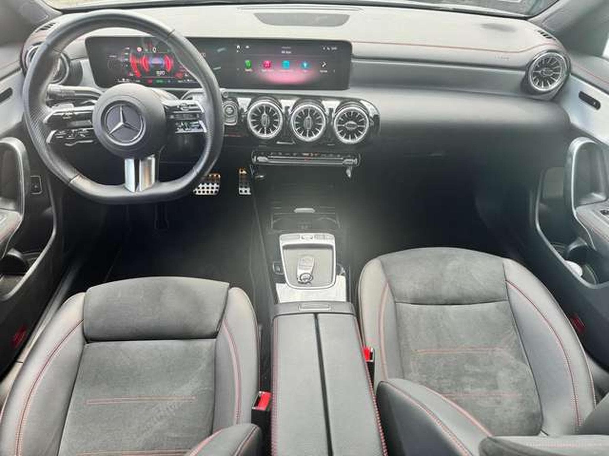 Mercedes CLA 250 CLA 250 4Matic 8G-DCT Edition AMG Line (2024) - Foto 12