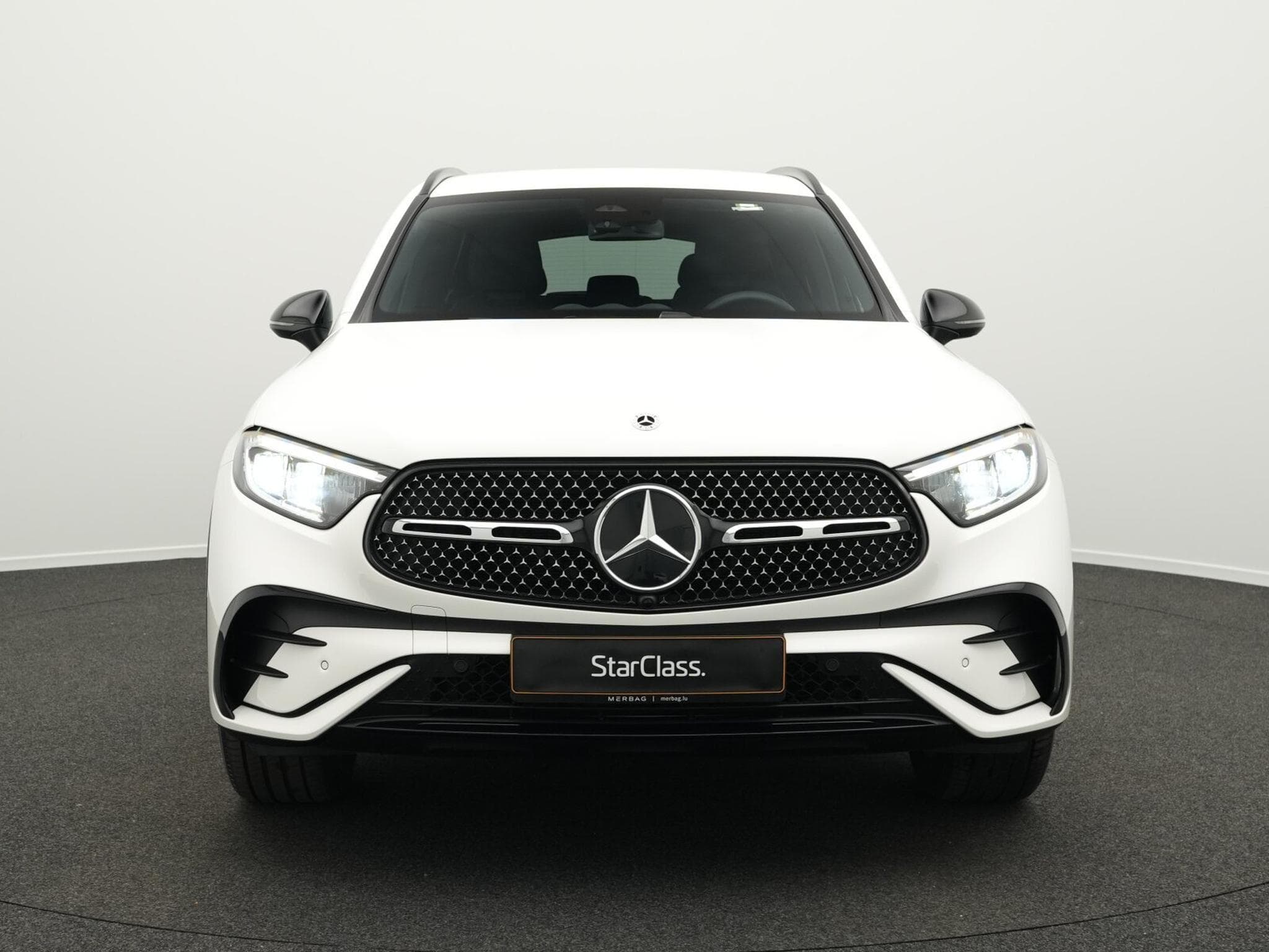 Mercedes GLC 300 d 4M AMG-Line LED+AHK+Night+Memo+Kamera (2024) - Photo 2