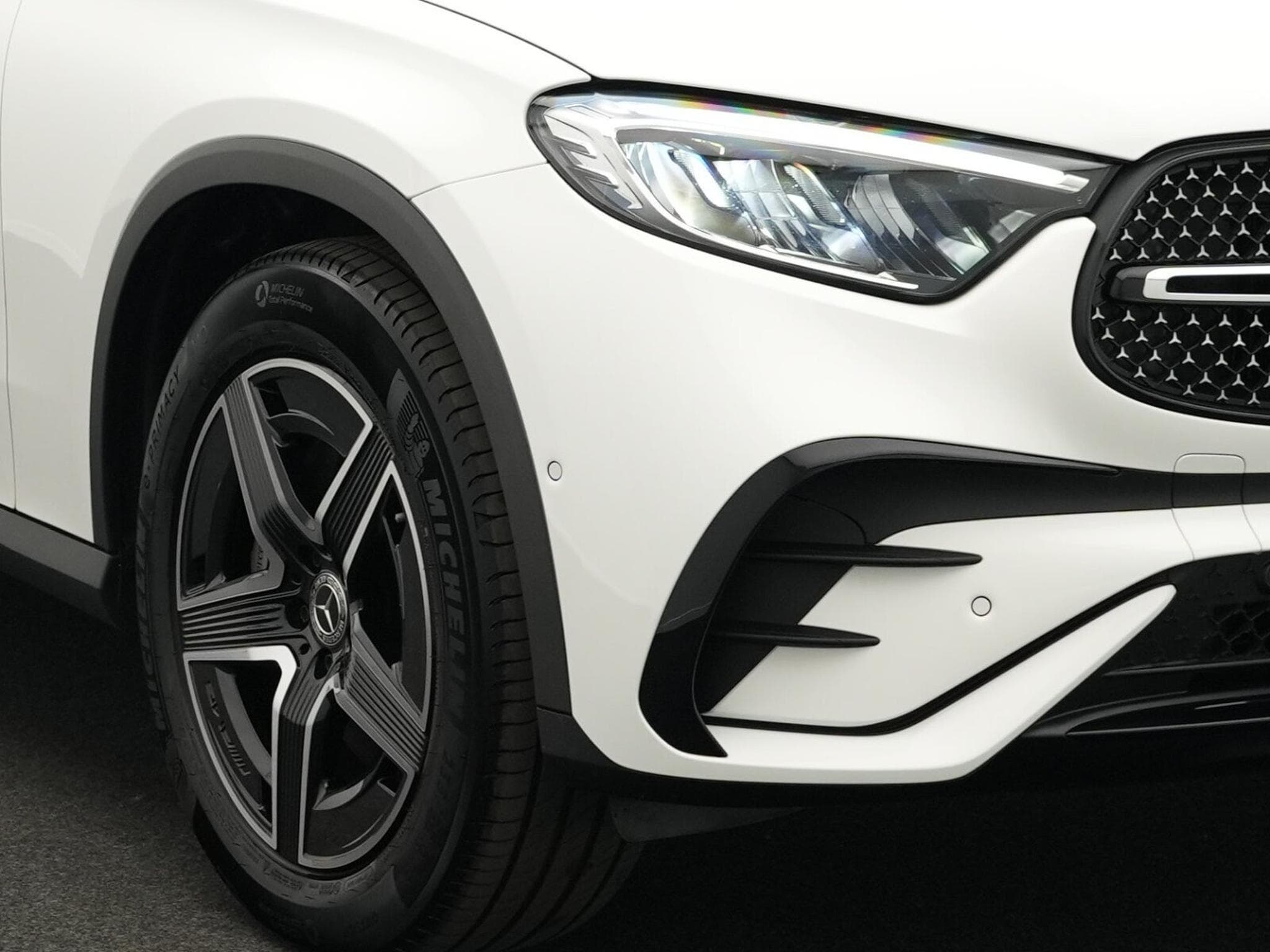 Mercedes GLC 300 d 4M AMG-Line LED+AHK+Night+Memo+Kamera (2024) - Photo 9