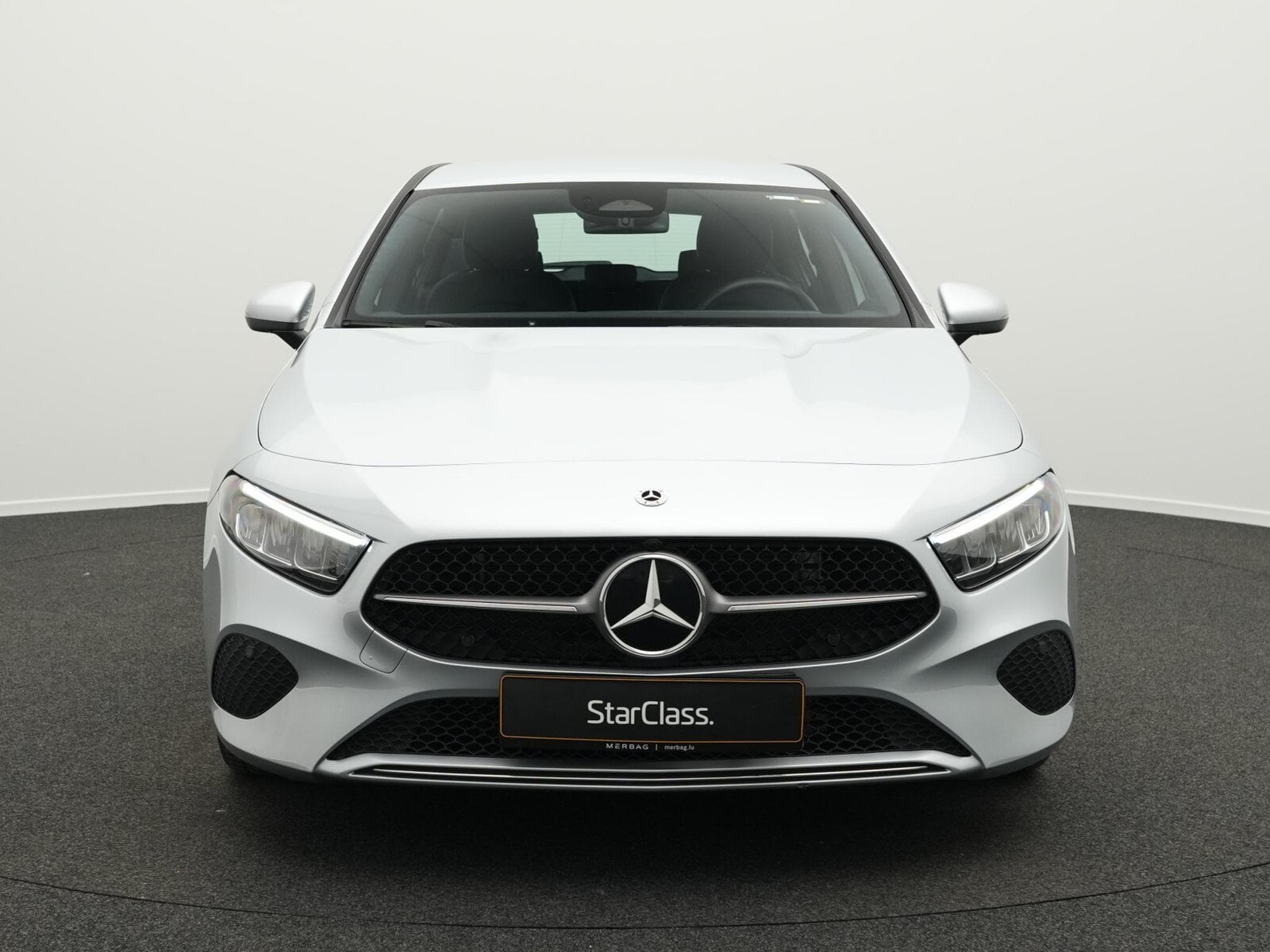 Mercedes A 180 d Progressive LED+Kamera+MBUX+Apple (2024) - Photo 2