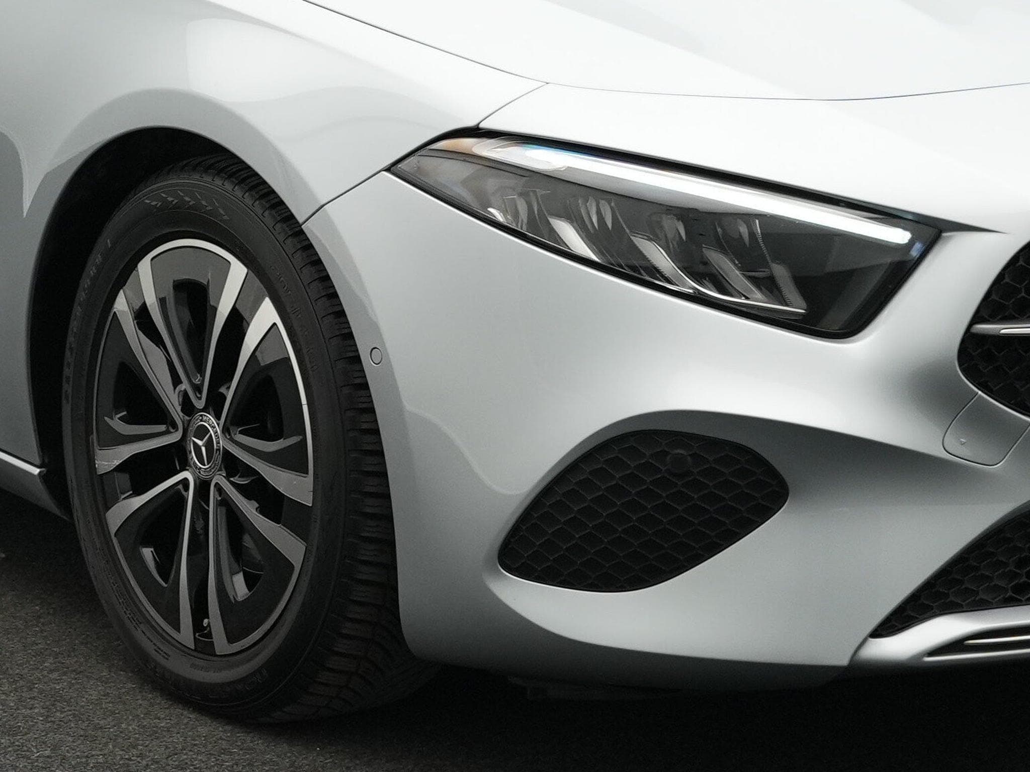 Mercedes A 180 d Progressive LED+Kamera+MBUX+Apple (2024) - Photo 9