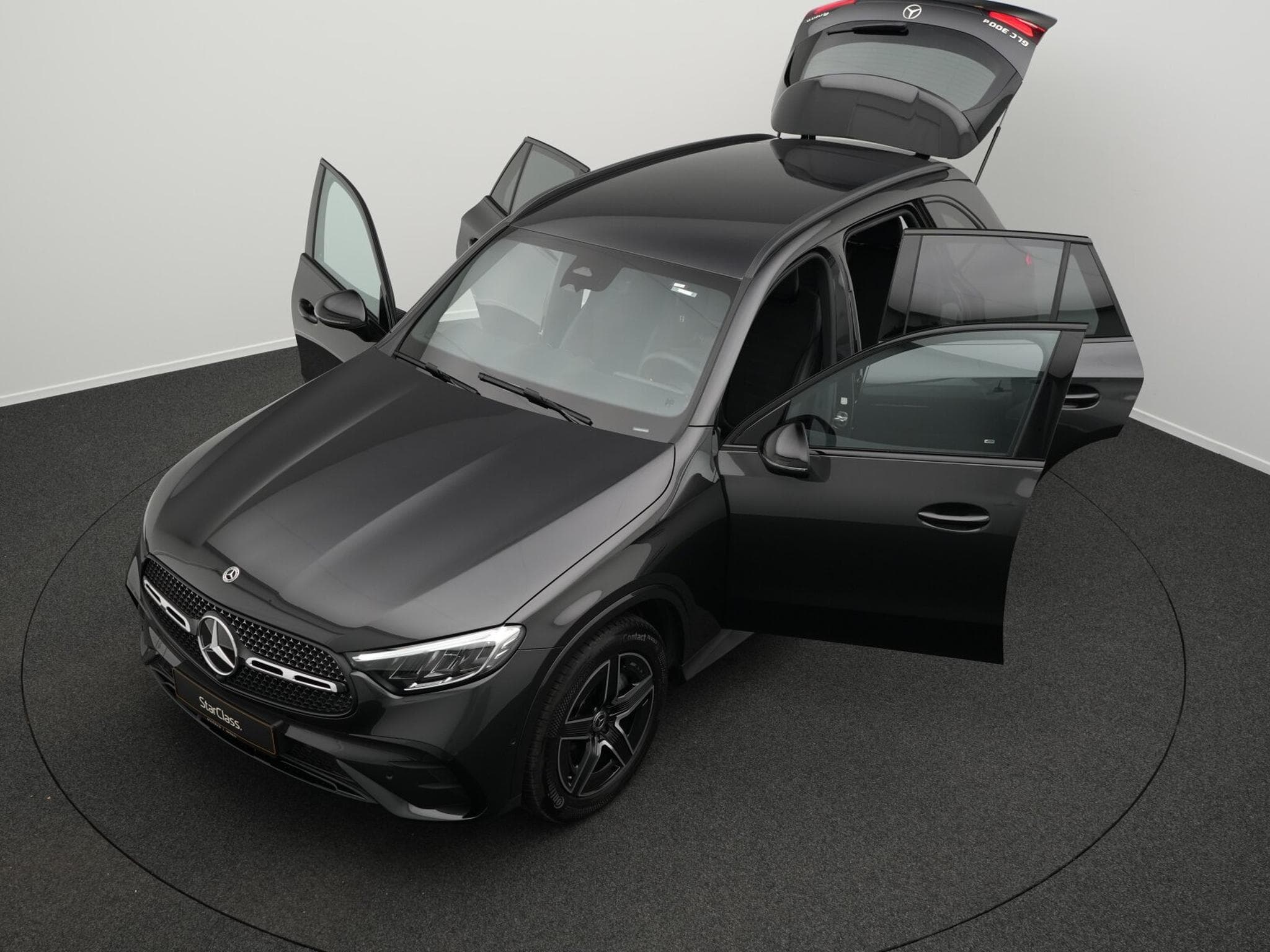 Mercedes GLC 300 d 4M AMG-Line LED+Kamera+AHK+Night+Memo (2025) - Photo 14