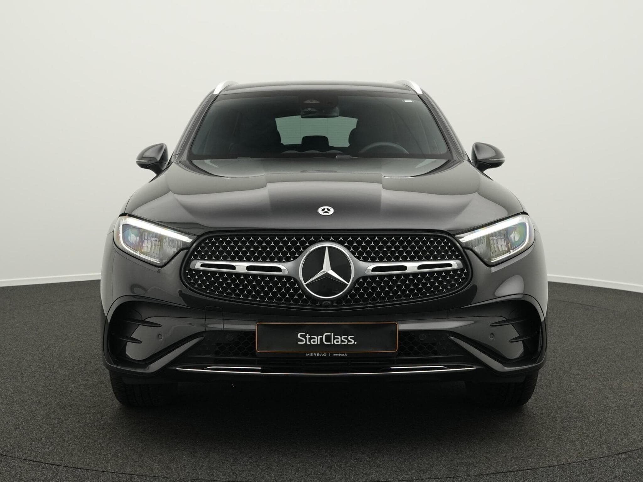 Mercedes GLC 300 d 4M AMG-Line LED+Kamera+Memo+19"+AHK (2025) - Photo 2