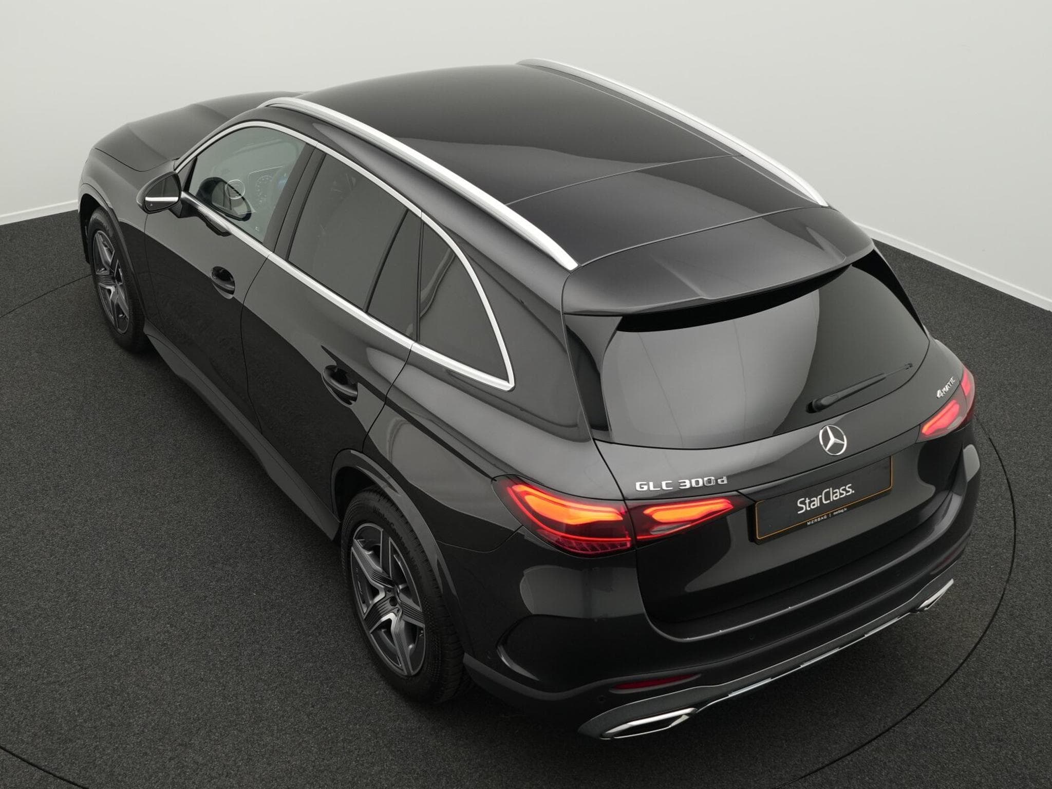 Mercedes GLC 300 d 4M AMG-Line LED+Kamera+Memo+19"+AHK (2025) - Photo 13