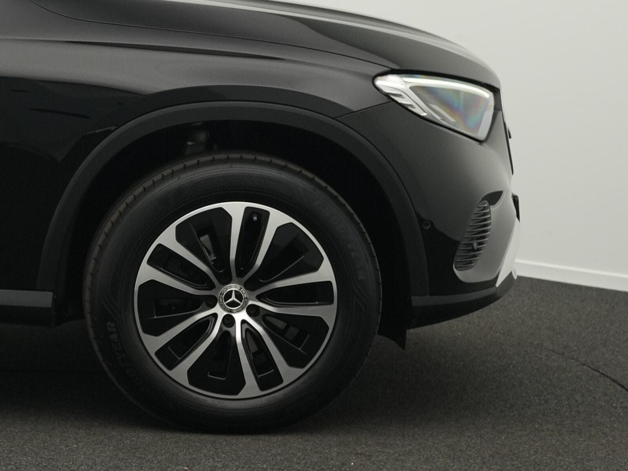 Mercedes GLC 220 d 4MATIC (2023) - Photo 8