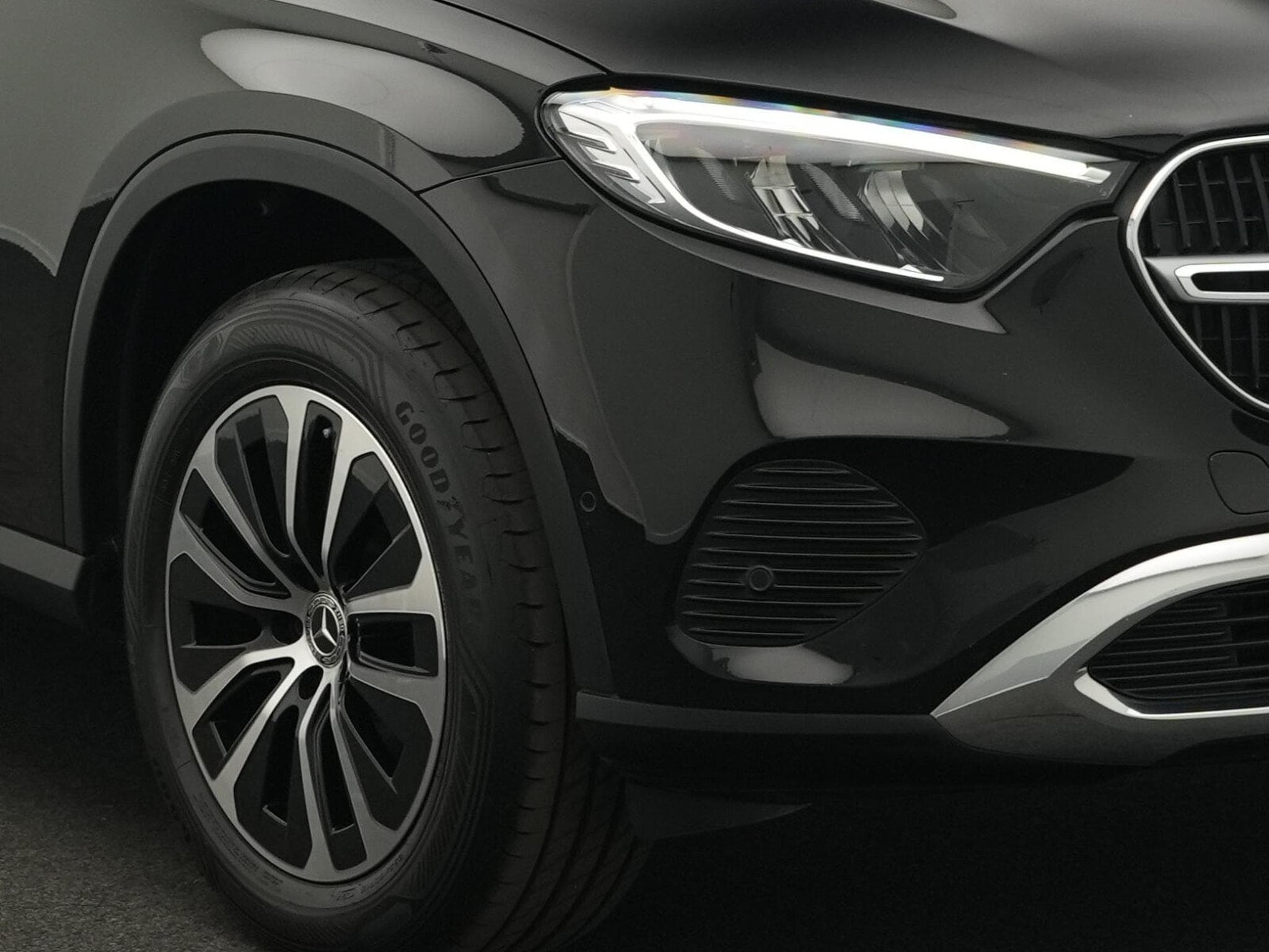 Mercedes GLC 220 d 4MATIC (2023) - Photo 9