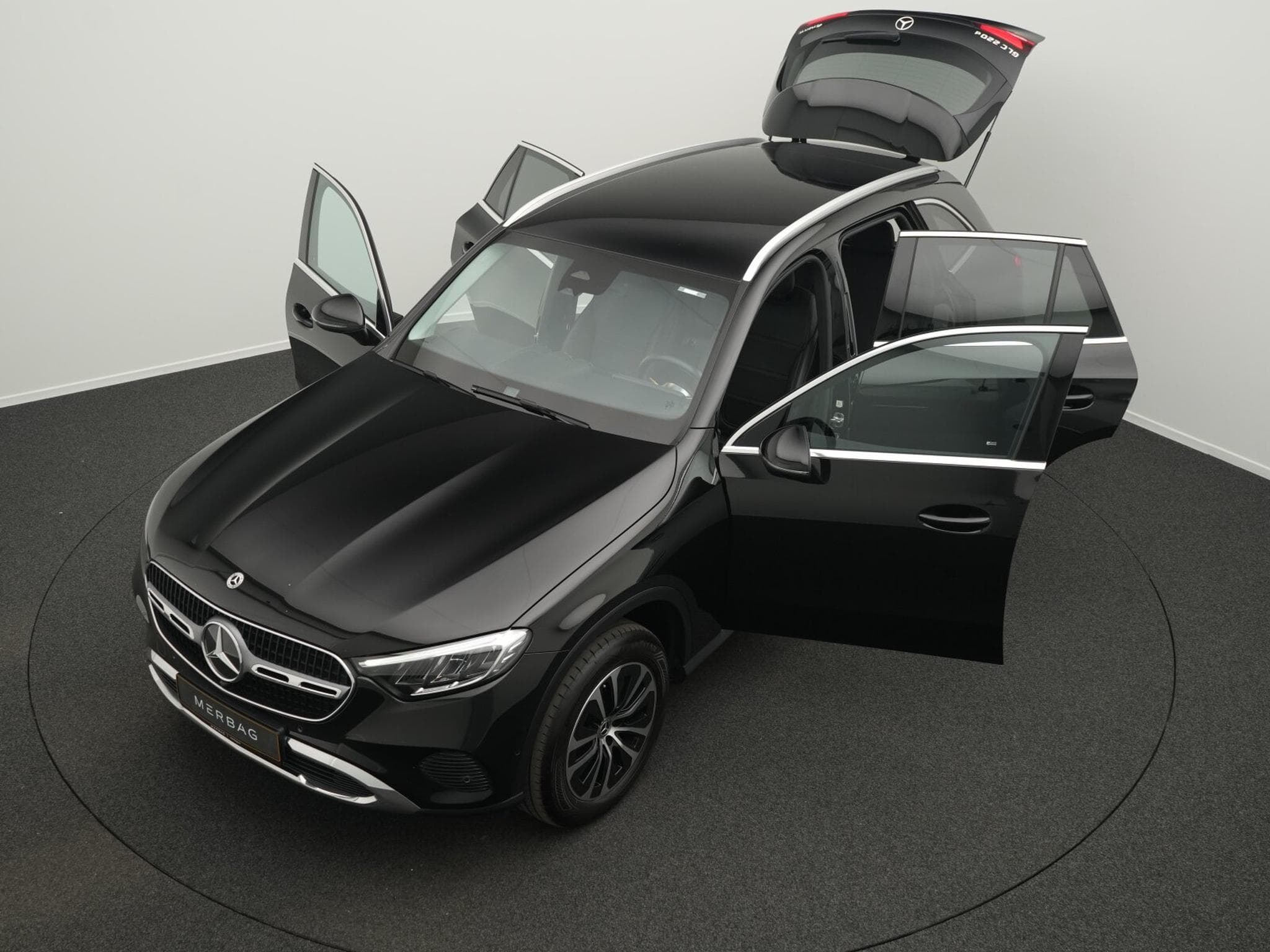 Mercedes GLC 220 d 4MATIC (2023) - Photo 14