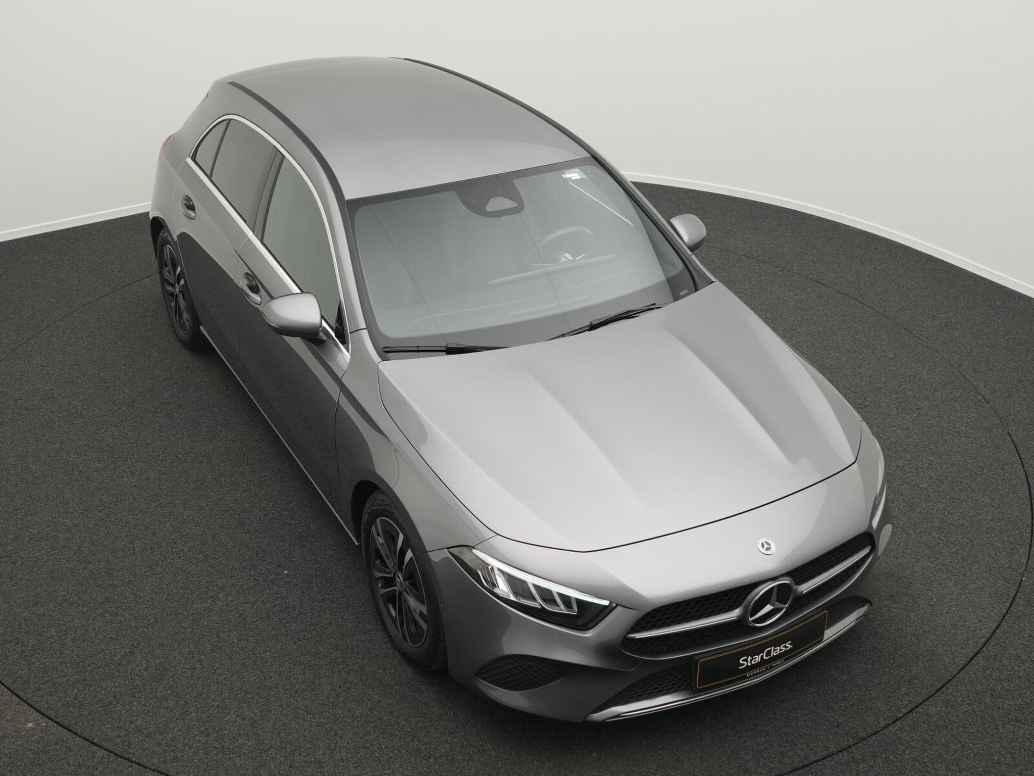 Mercedes A 180 d Progressive LED+Kamera+MBUX (2025) - Photo 12