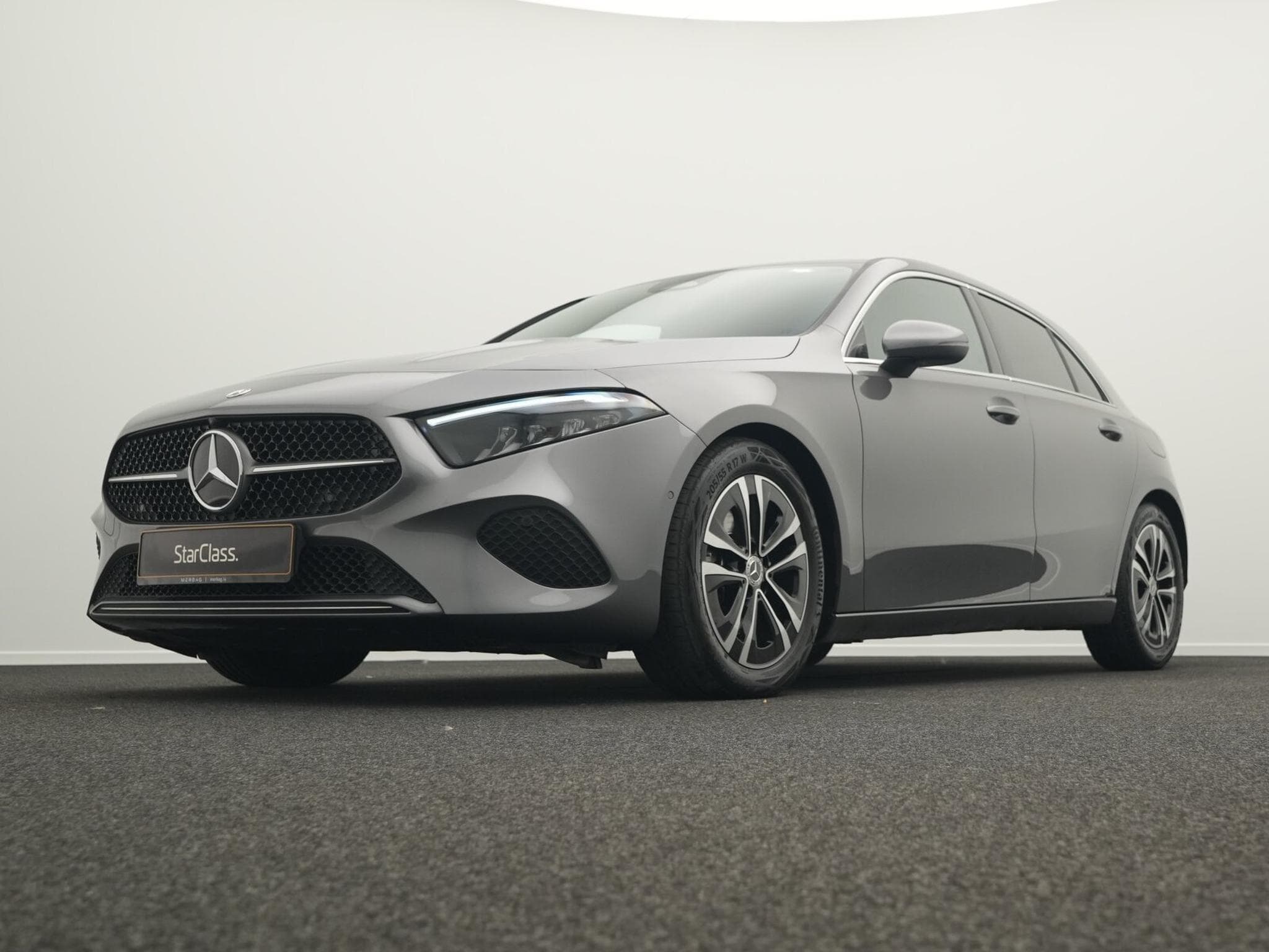 Mercedes A 180 d Progressive LED+Kamera+MBUX (2025) - Photo 10