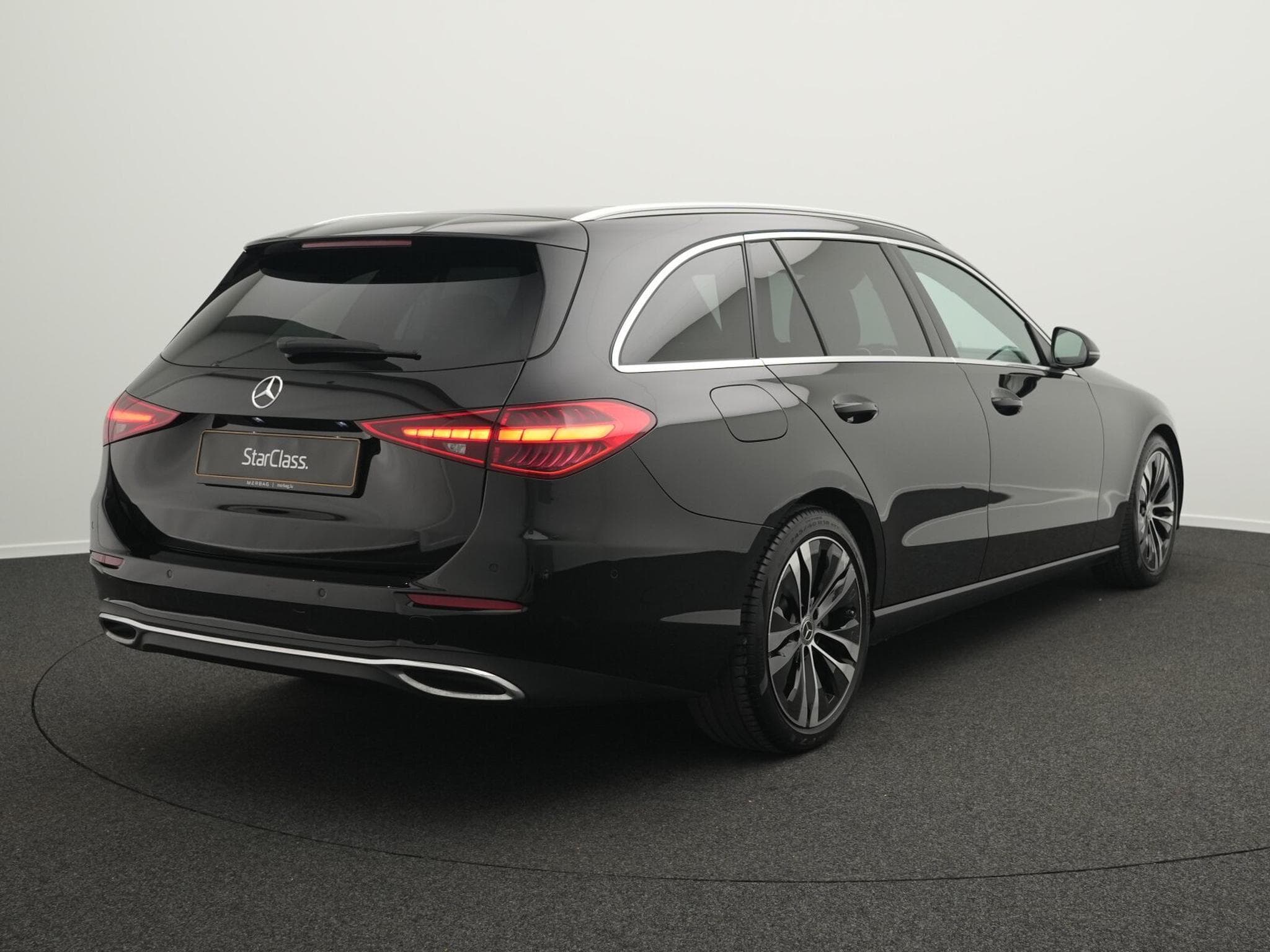 Mercedes C 200 d T. Avantgarde LED+Pano+Memo (2025) - Photo 3