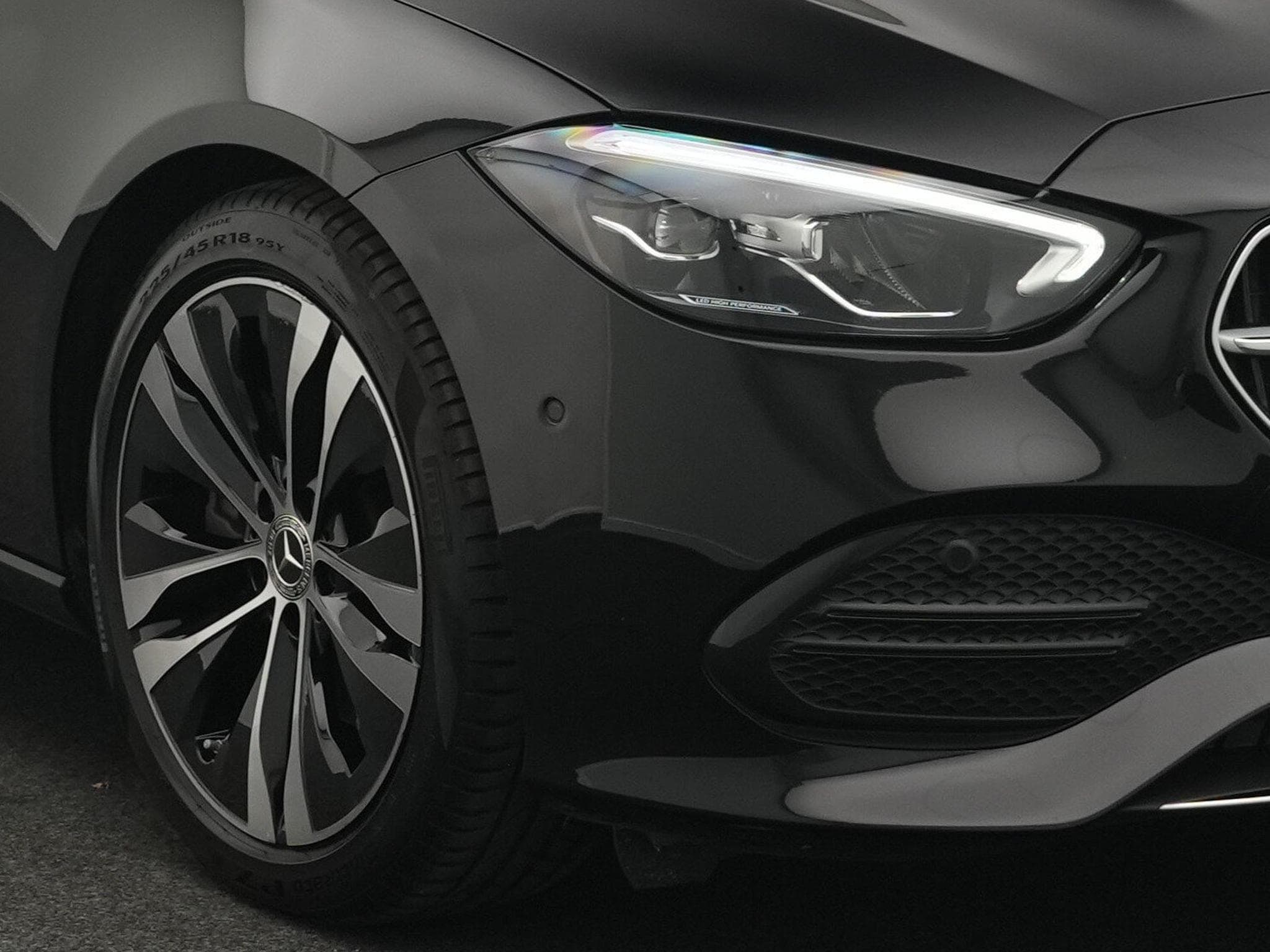 Mercedes C 200 d T. Avantgarde LED+Pano+Memo (2025) - Photo 9