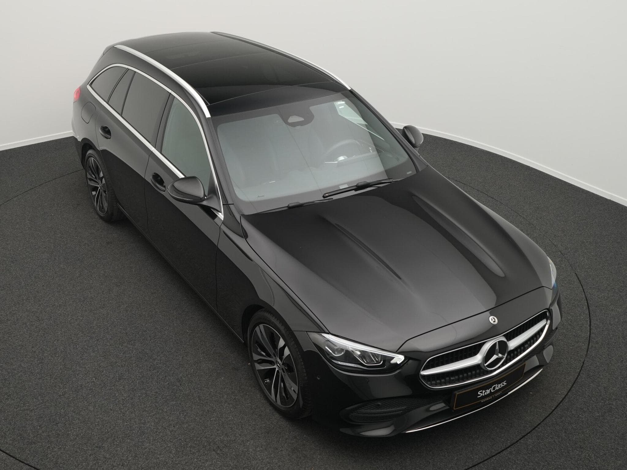 Mercedes C 200 d T. Avantgarde LED+Pano+Memo (2025) - Photo 12